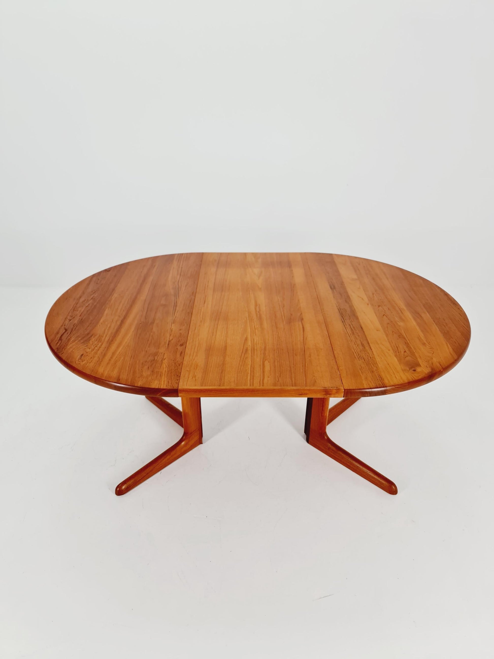 Mid century extendable Danish Modern Solid Teak dining table by Skobvy MöbelFabrik , 1970s
