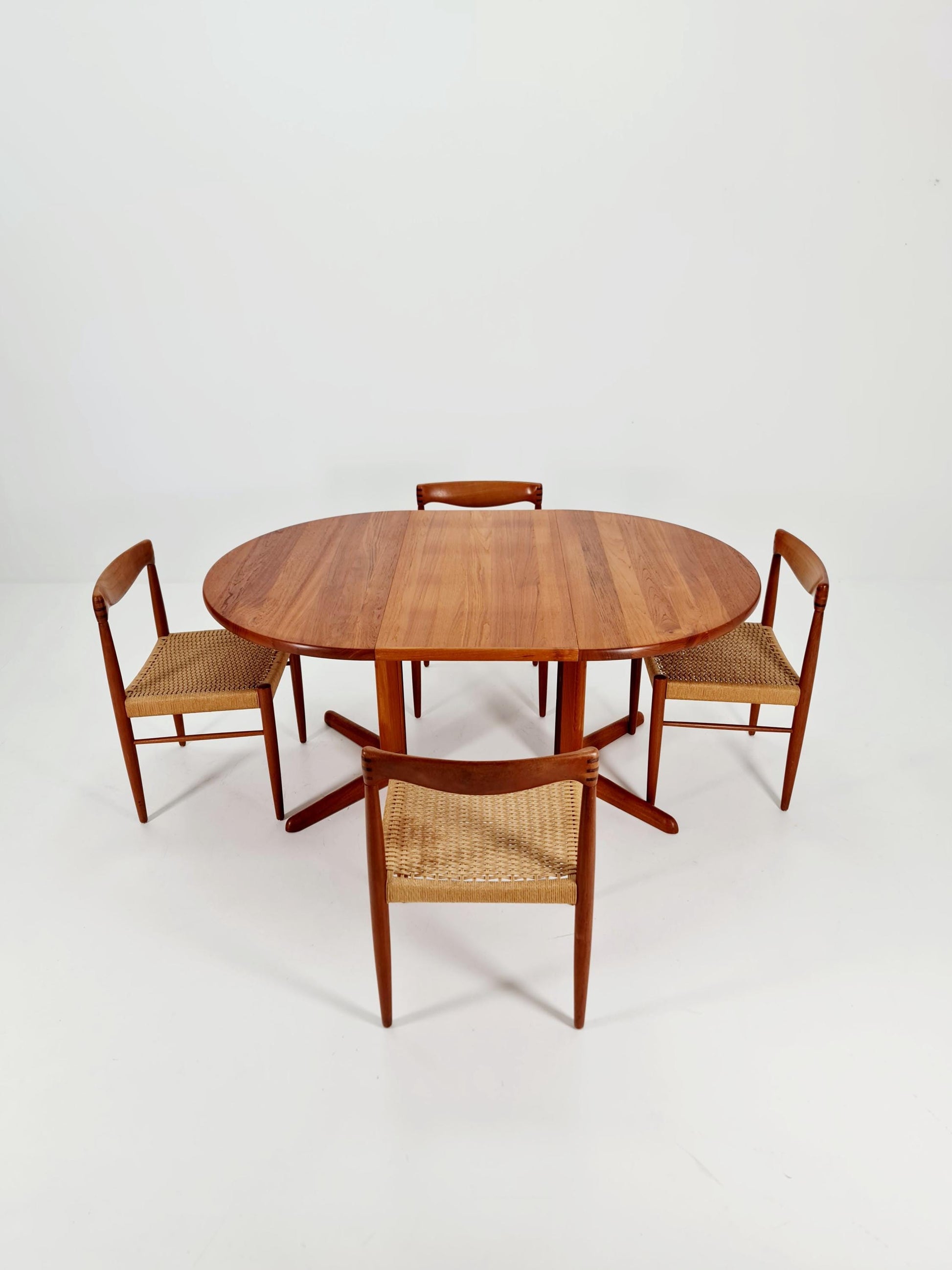 Mid century extendable Danish Modern Solid Teak dining table by Skobvy MöbelFabrik , 1970s