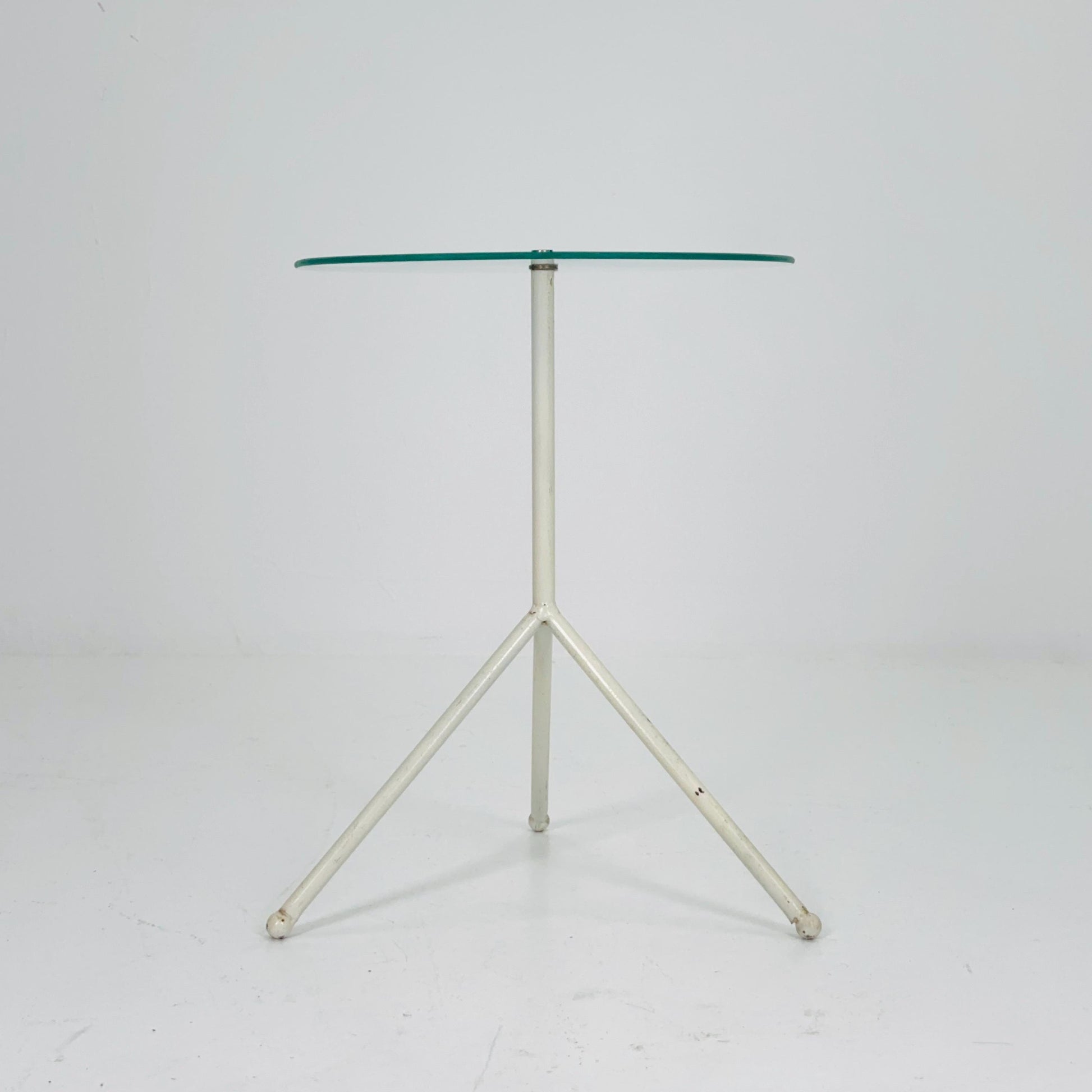 Mid-Century round Tripod Glass Side Table – 1980s Germany