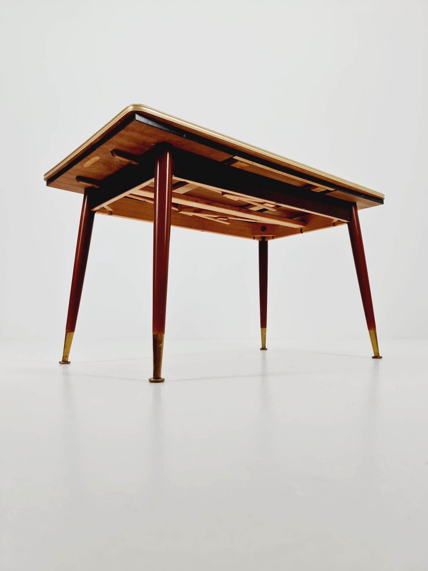 coffe table vintage table & extendable from the 50s