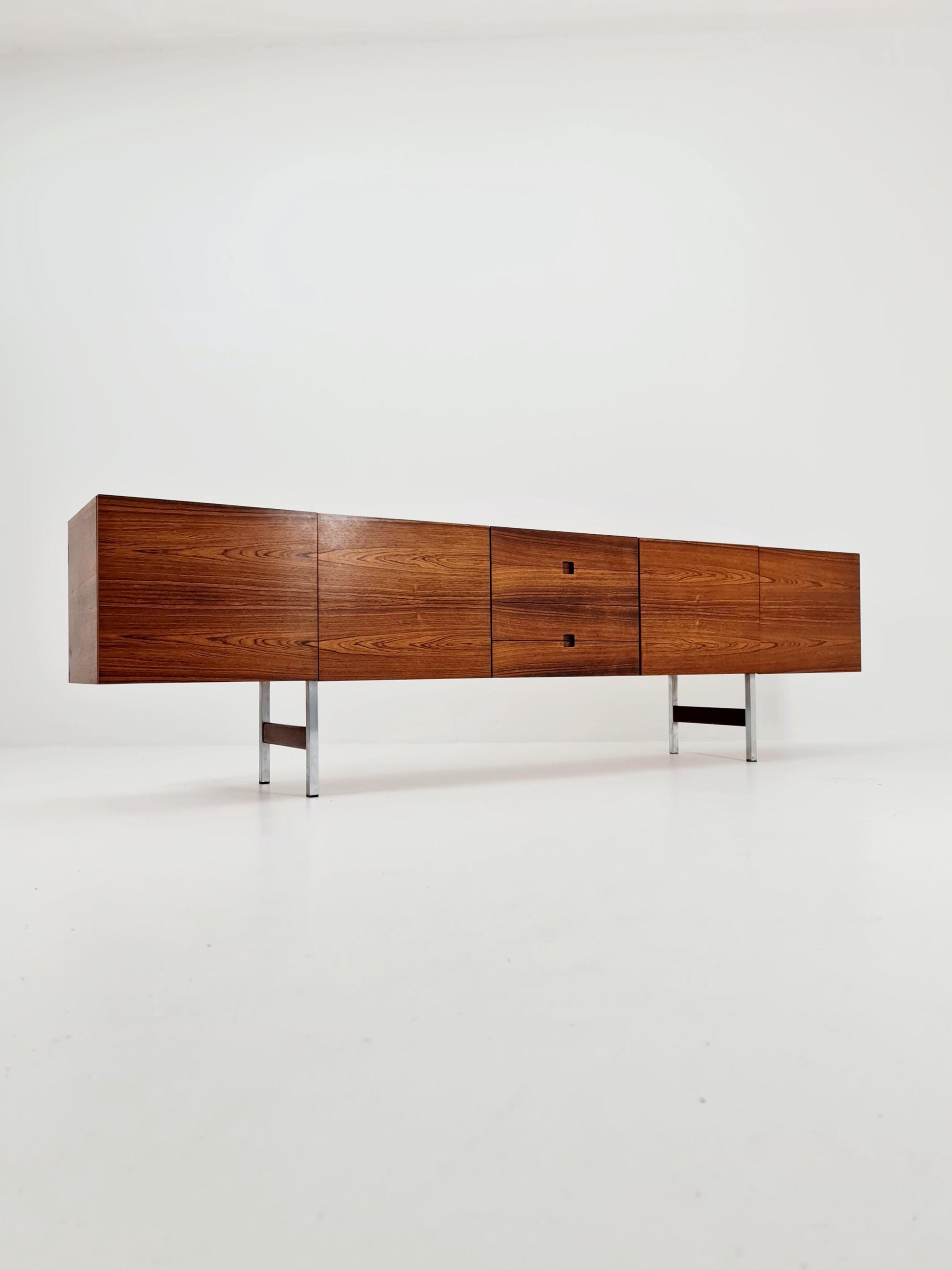 Super Rare Mid Century Modern Danish Sideboard Rose wood, 1960s