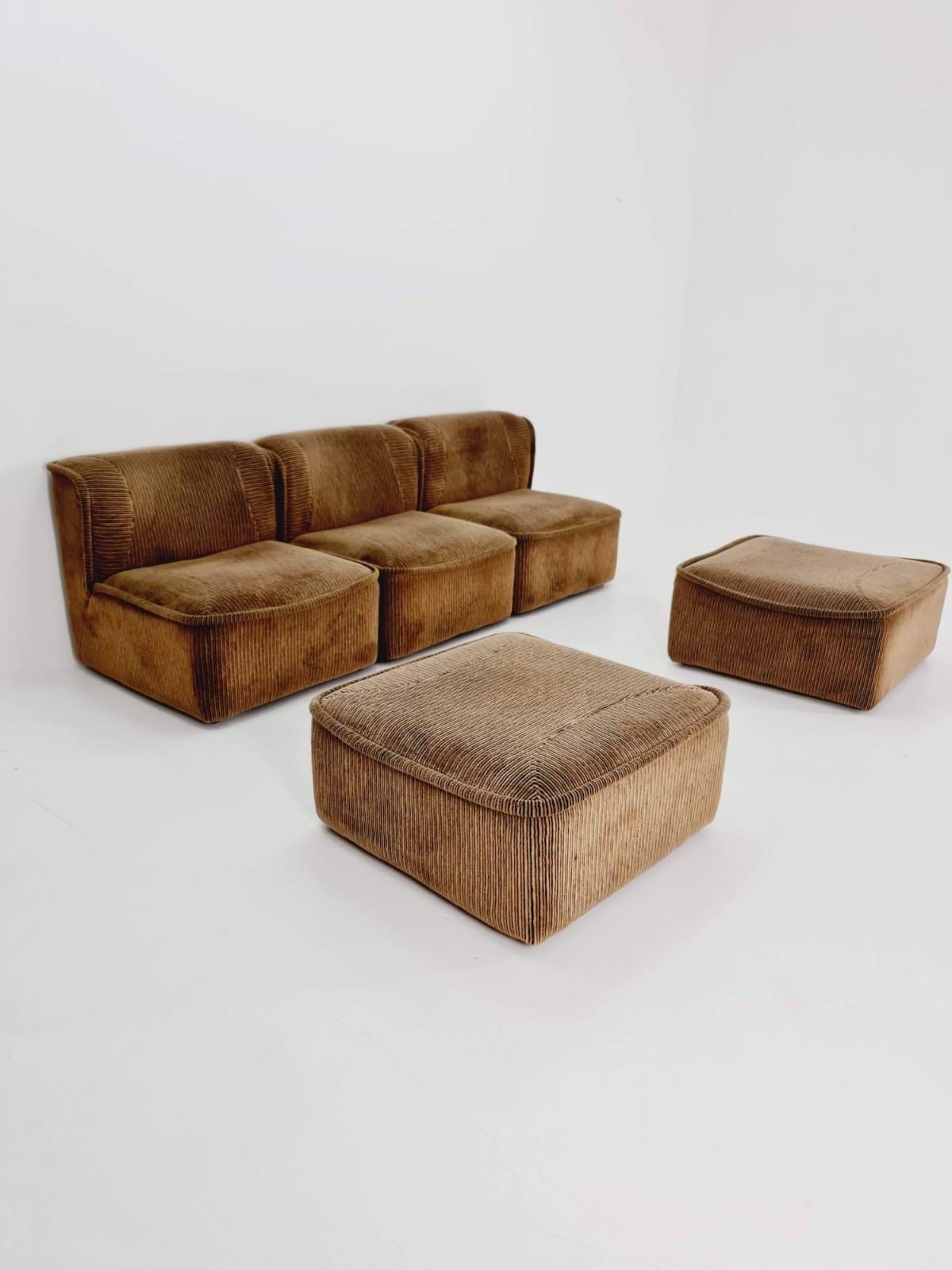 Set of 5Mid century Italian modular sofa/couch by Willy Rizzo, 1970s