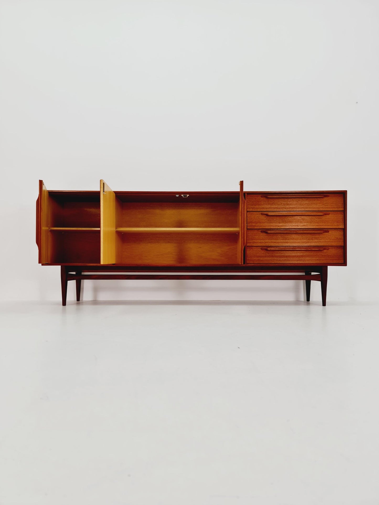 Mid-Century German vintage Sideboard by Heinrich Riestenpatt model RT 200 TYP , 1960s