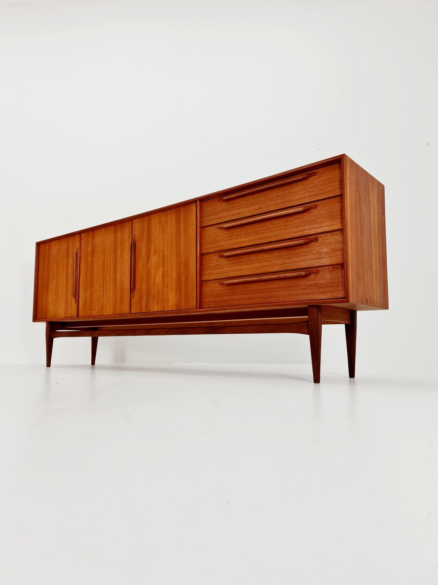 Mid-Century German vintage Sideboard by Heinrich Riestenpatt model RT 200 TYP , 1960s