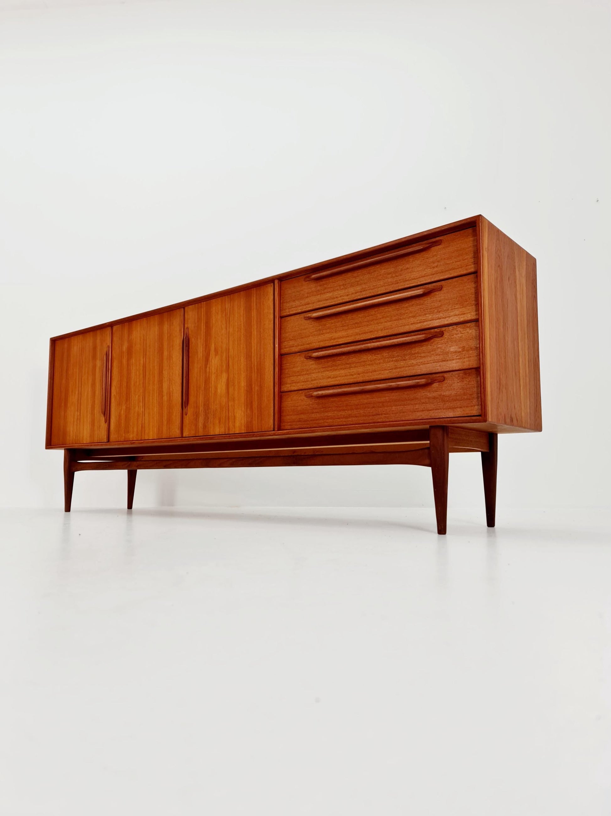 Mid-Century German vintage Sideboard by Heinrich Riestenpatt model RT 200 TYP , 1960s