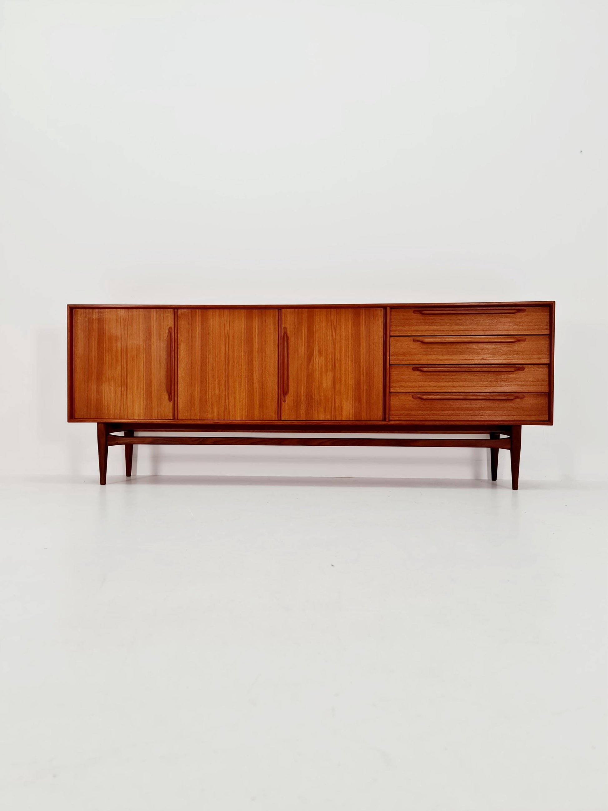 Mid-Century German vintage Sideboard by Heinrich Riestenpatt model RT 200 TYP , 1960s