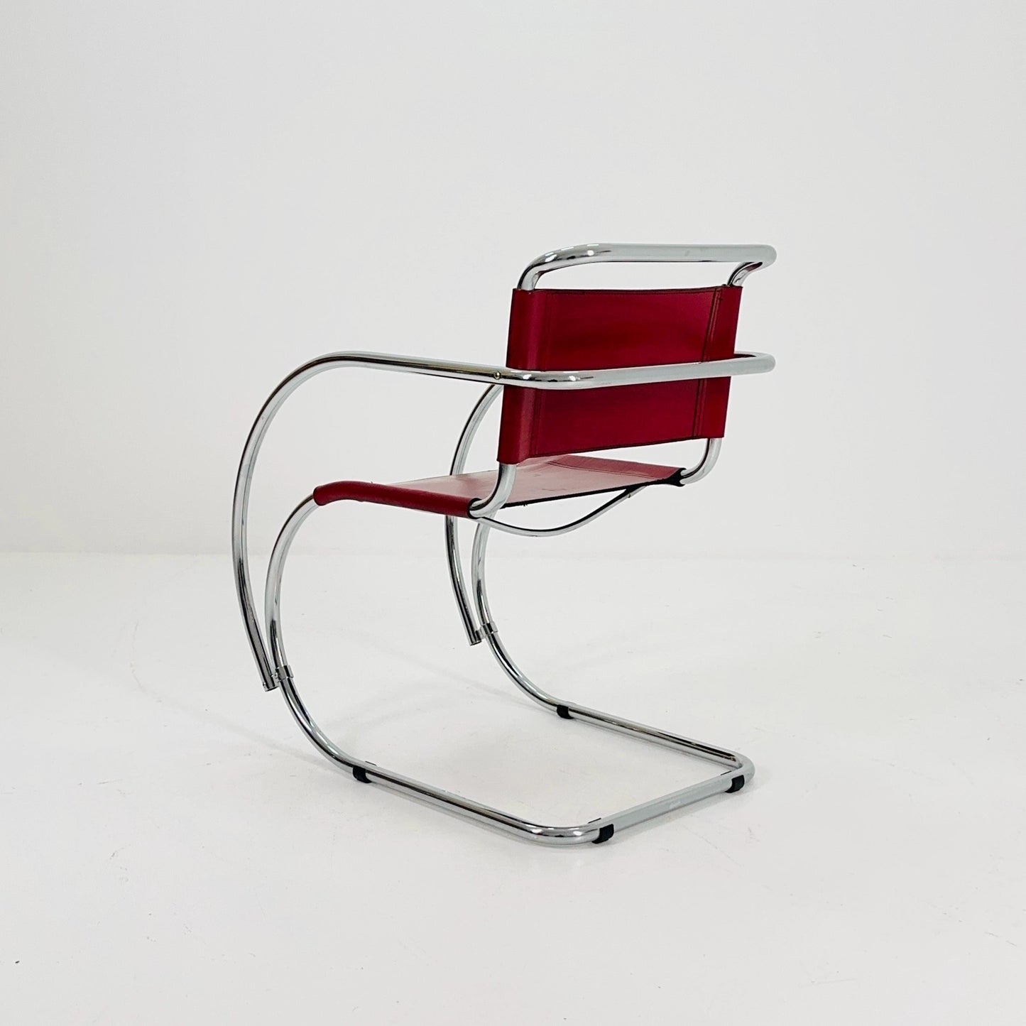 Mid century Cantilever Freischwinger MR20 Armchair by Ludwig Mies van der Rohe for Fasem Italy, 1980s