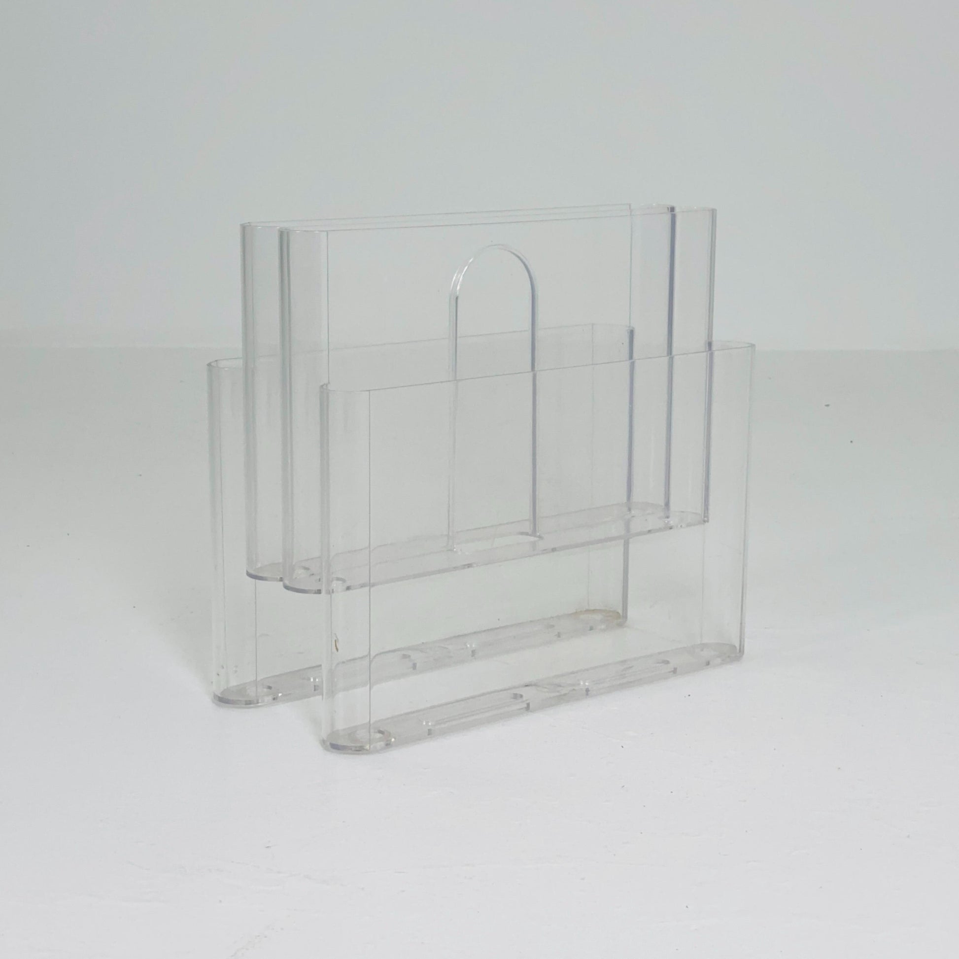 Mid-Century Modern Magazine Rack with 4 Compartments by Giotto Stoppino for Kartell, 1970s model 4676 Italy