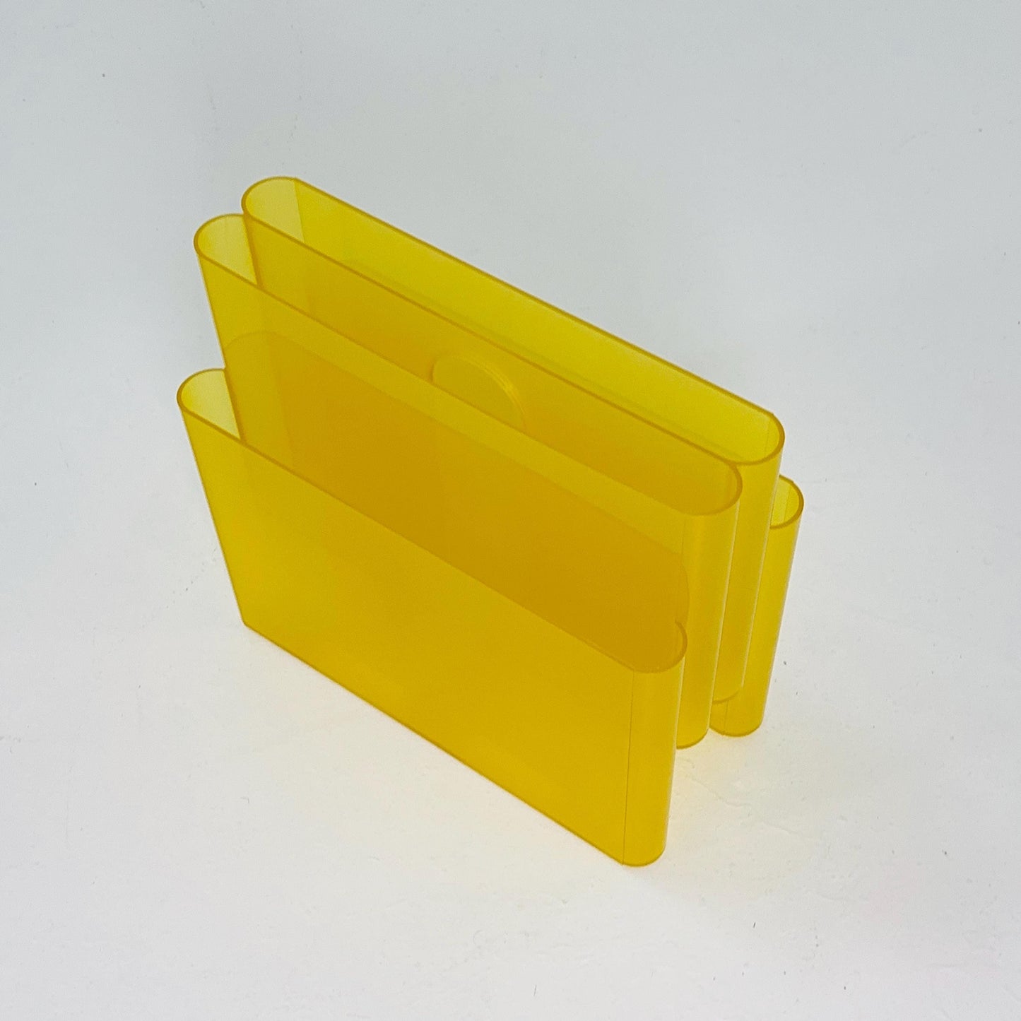 Mid-Century Modern Magazine Rack with 4 Compartments by Giotto Stoppino for Kartell, 1970s model 4676 Italy