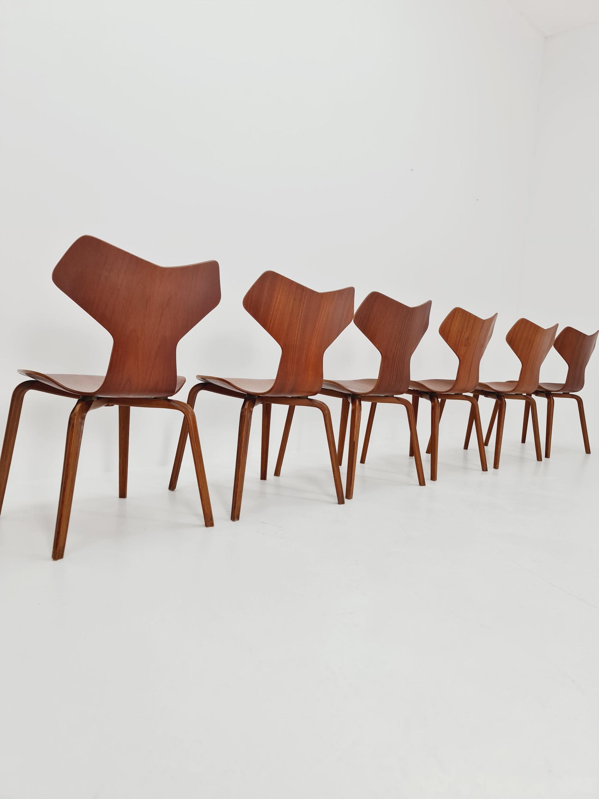 Rare Vintage Teak Dining Chairs by Arne Jacobsen for Fritz Hansen N 4130, 1950s, Set of 6