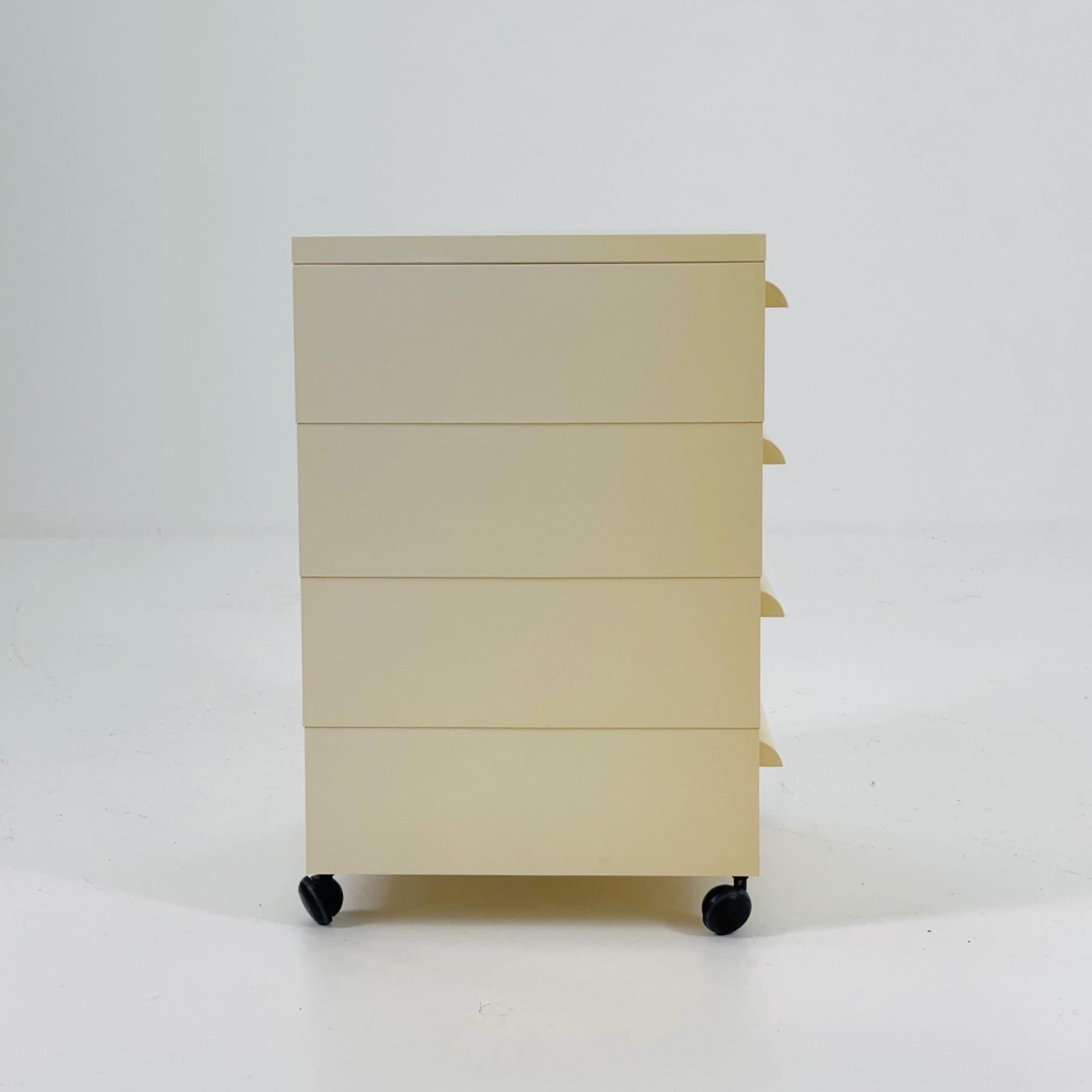 Space age Chest of drawers on wheels model 4601 by Simon Fussell for Kartell, Italy 1970s