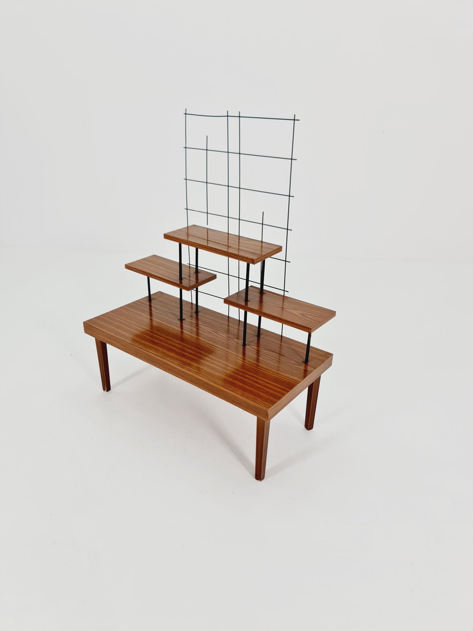 Big 1950s German Plant Stand, Vintage Mid-Century Minimalist Indoor Plant Stand Side Table Retro flower table