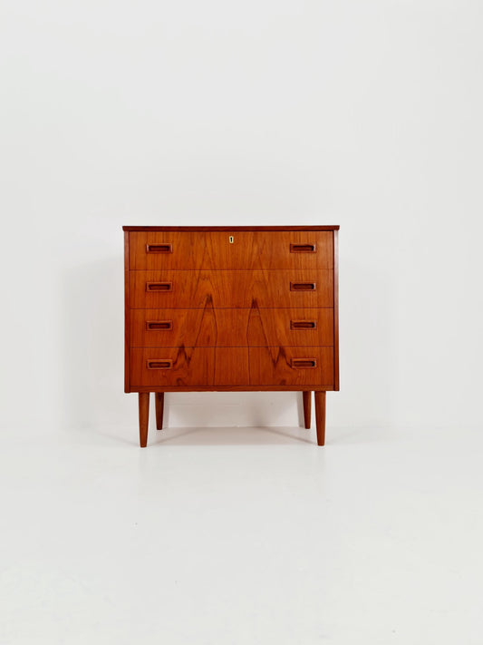 Midcentury danish design chest of drawers 1960s
