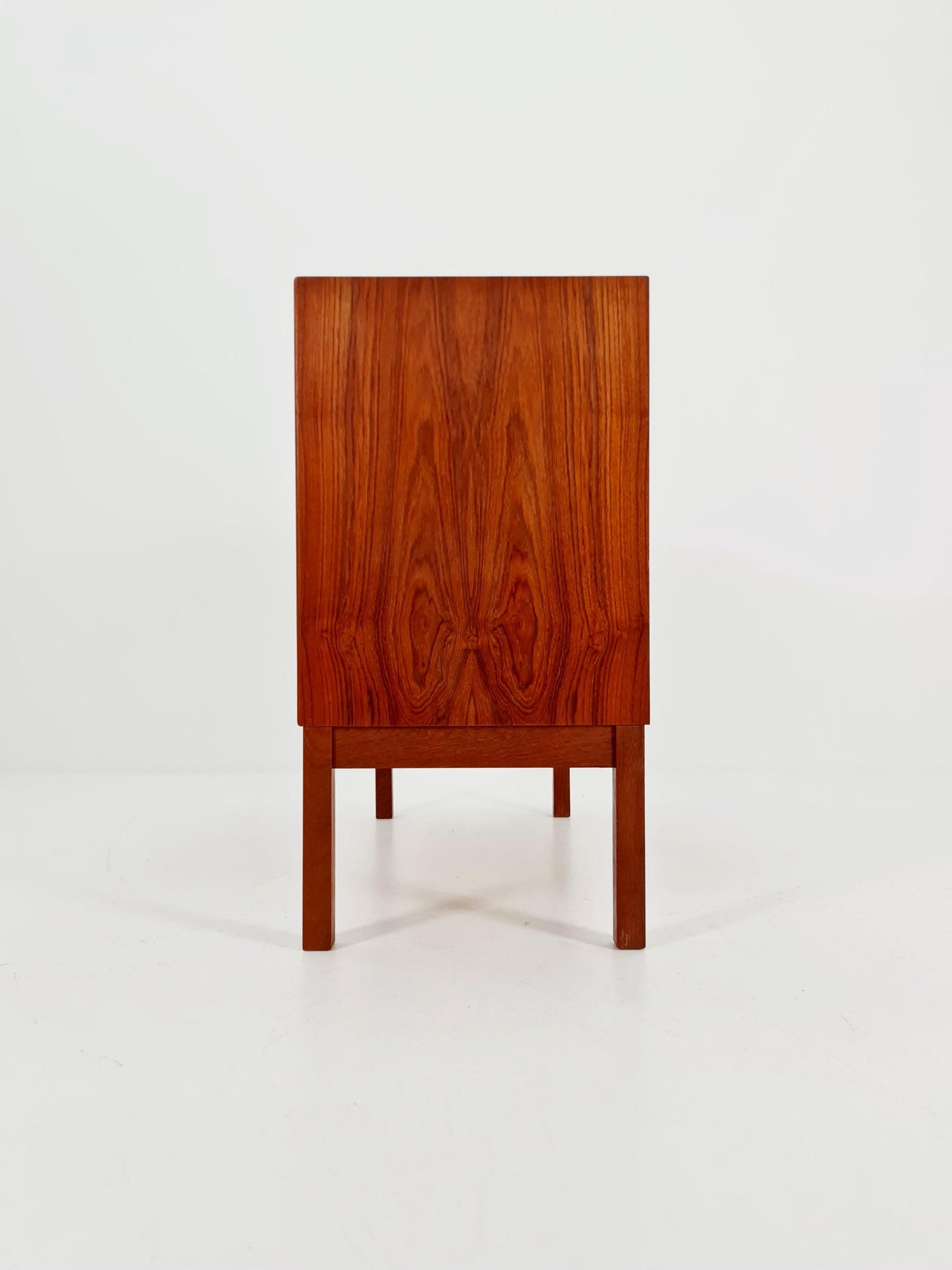 Midcentury danish design chest of drawers By Børge Mogensen For Søborg Mobelfabrik 1960s