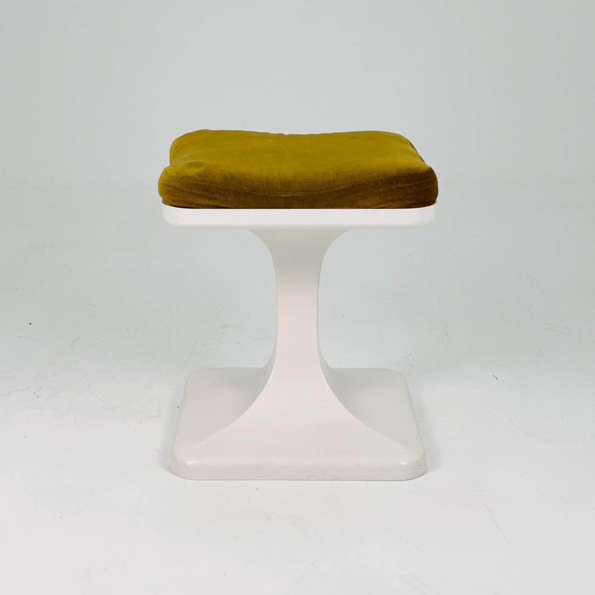 Mid-Century Space Age mustard Stool by Luigi Colani for Sulo Caroline, 1970s