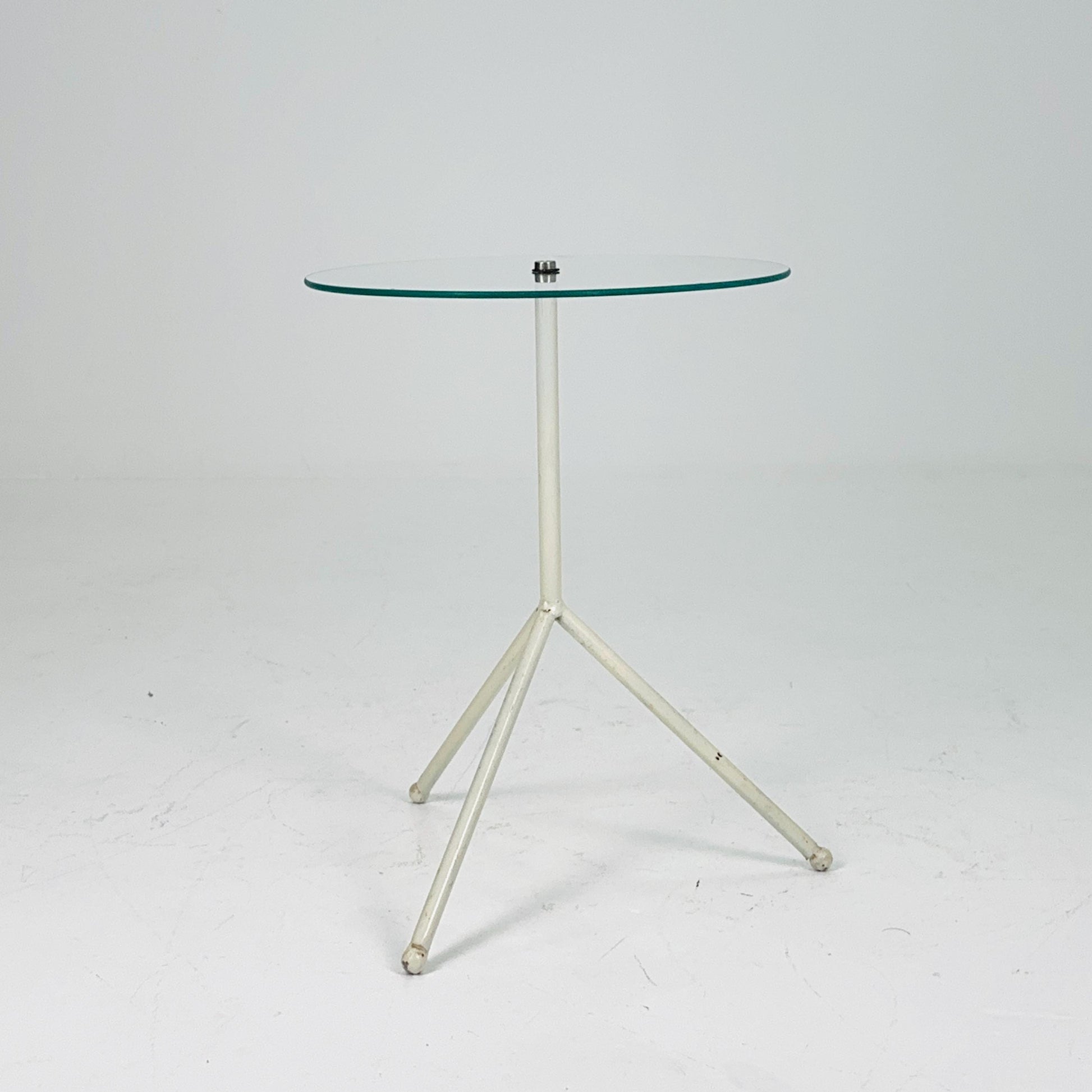Mid-Century round Tripod Glass Side Table – 1980s Germany