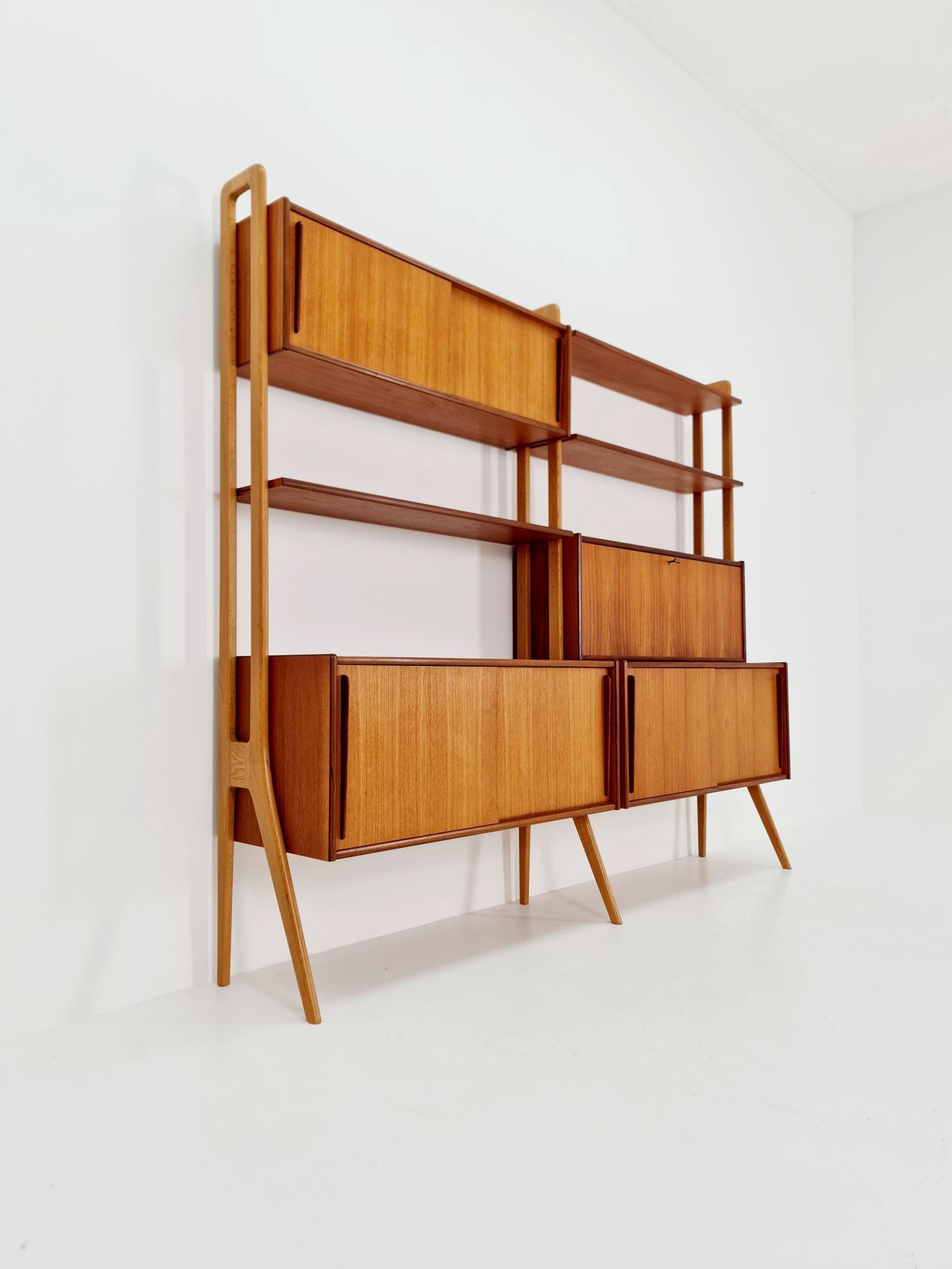 Rare Danish freestanding vintage bookshelf system /room divider by Kurt Østervig for KP Møbler 1960s