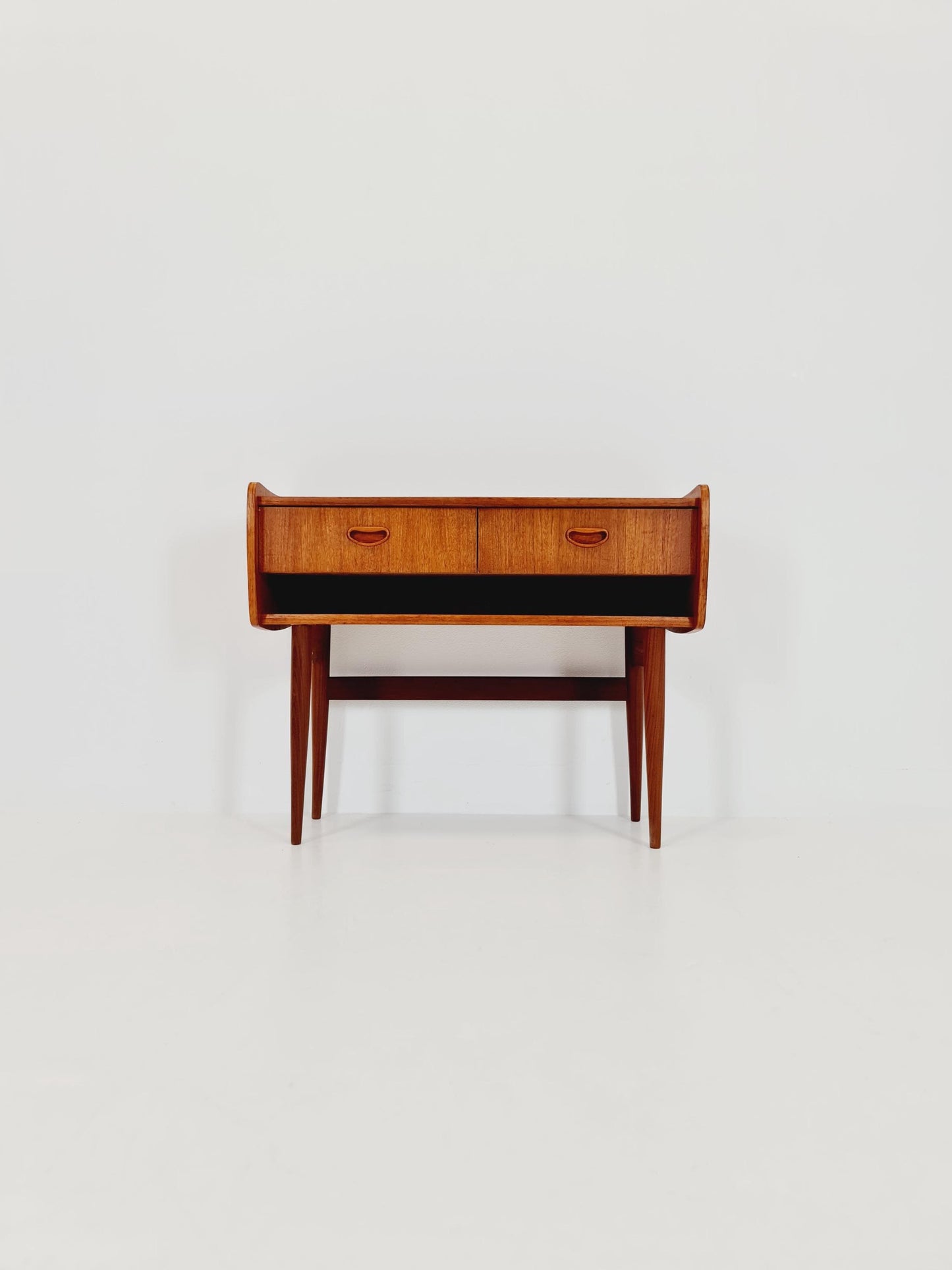 Midcentury danish design chest of drawers / drawer dresser /2 drawers cabinet, 1960s