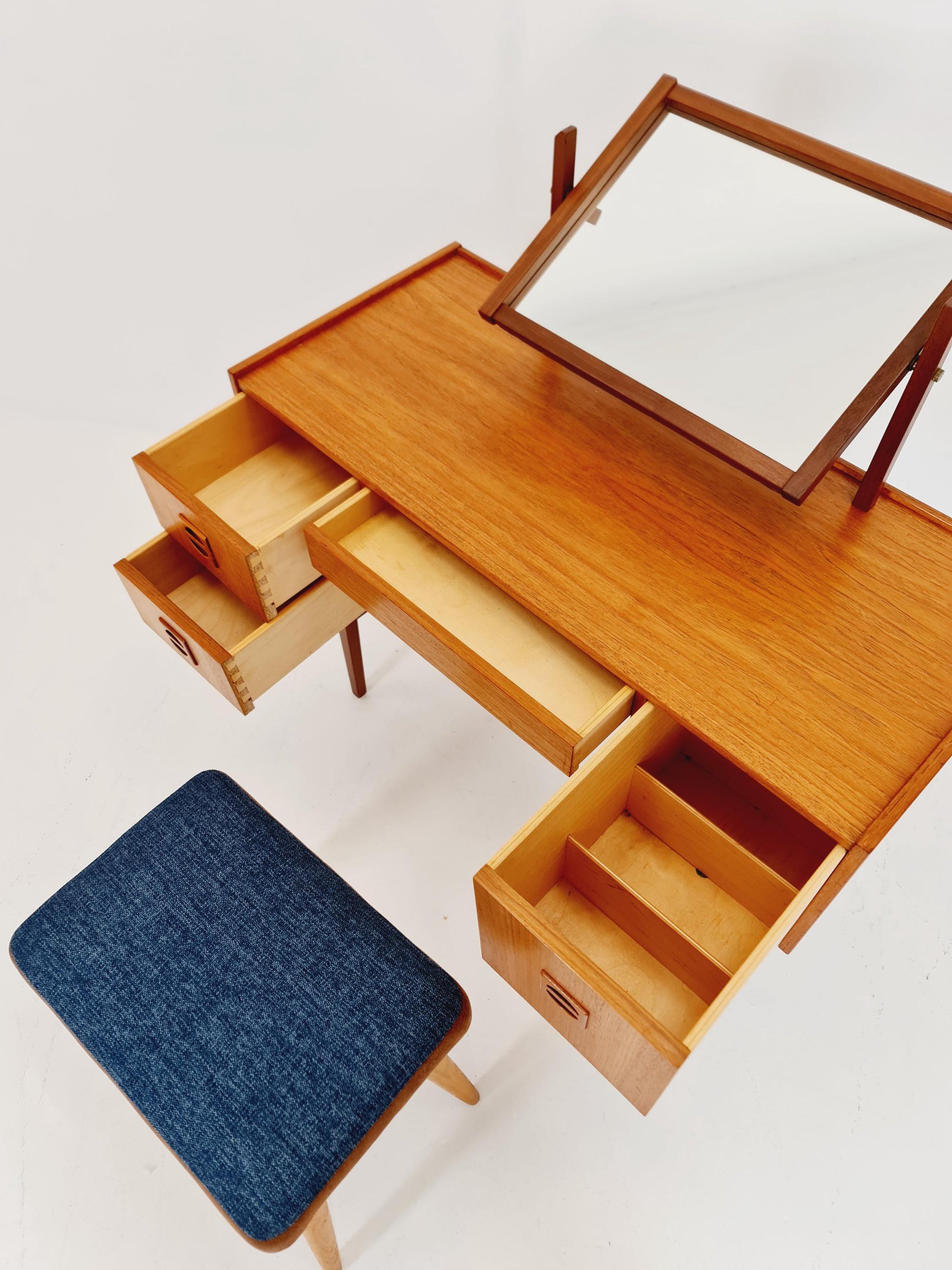 Mid Century Modern Danish Teak vanity table/ make up table by Ateljé glas och trä, Hovmantorp, 1960s