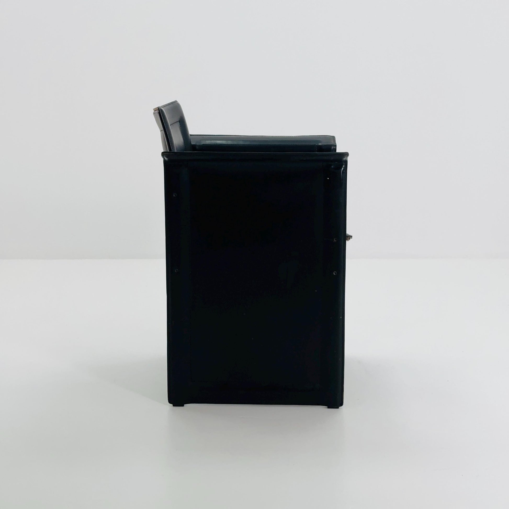 1 of 2 Mid-Century Italian “Korium” KM1 Black Leather Armchair by Tito Agnoli for Matteo Grassi, 1970s