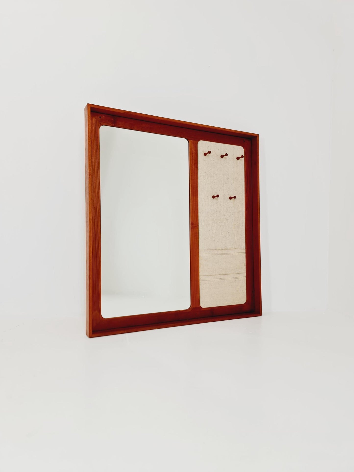 Teak Danish mid-century Modern wall-mounted / Wardrobe mirror By Aksel Kjersgaard , NR 600 , 1960s