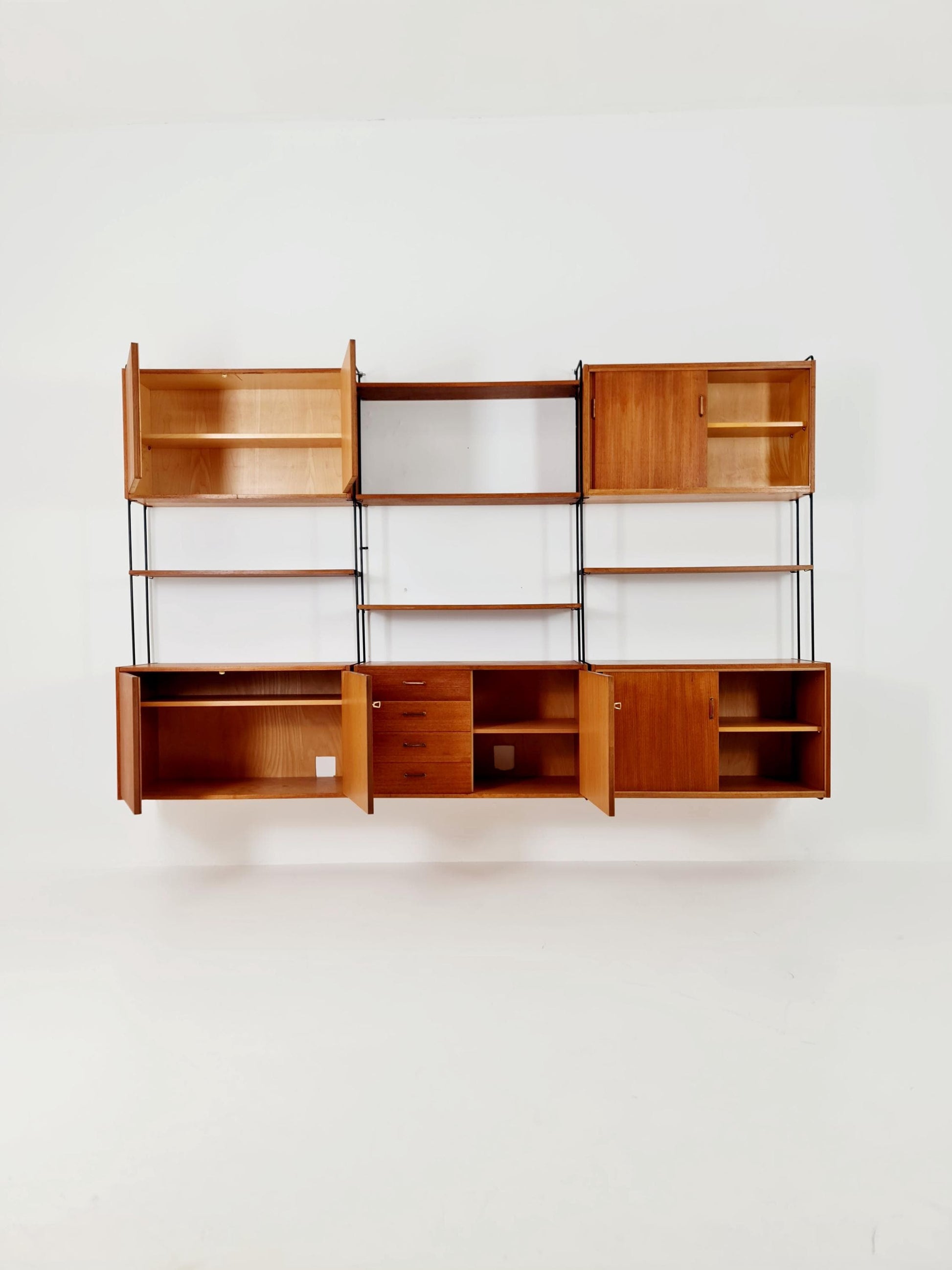 Mid century Teak shelving unit by Hilker for Omnia, Germany 1960s