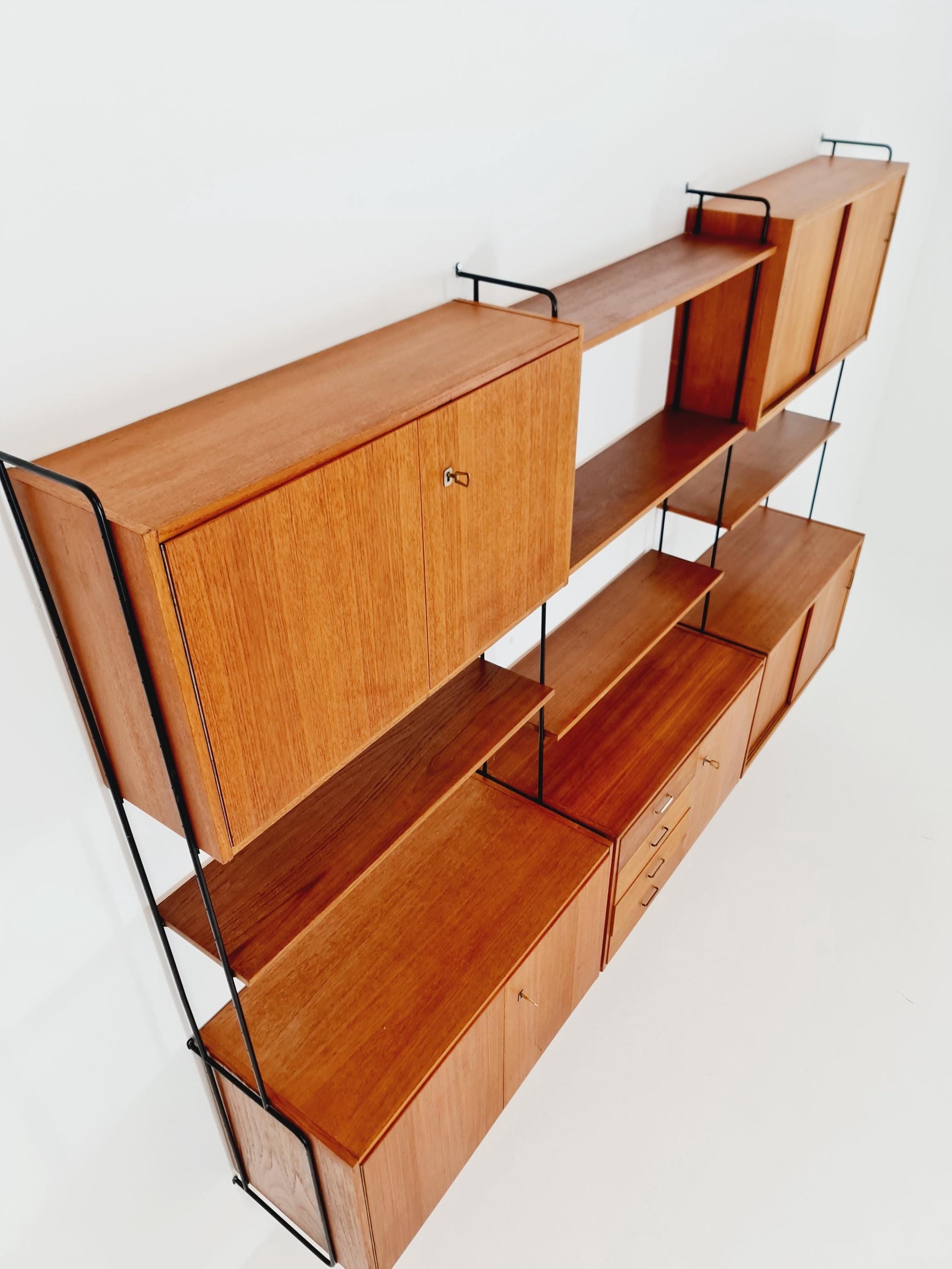 Mid century Teak shelving unit by Hilker for Omnia, Germany 1960s
