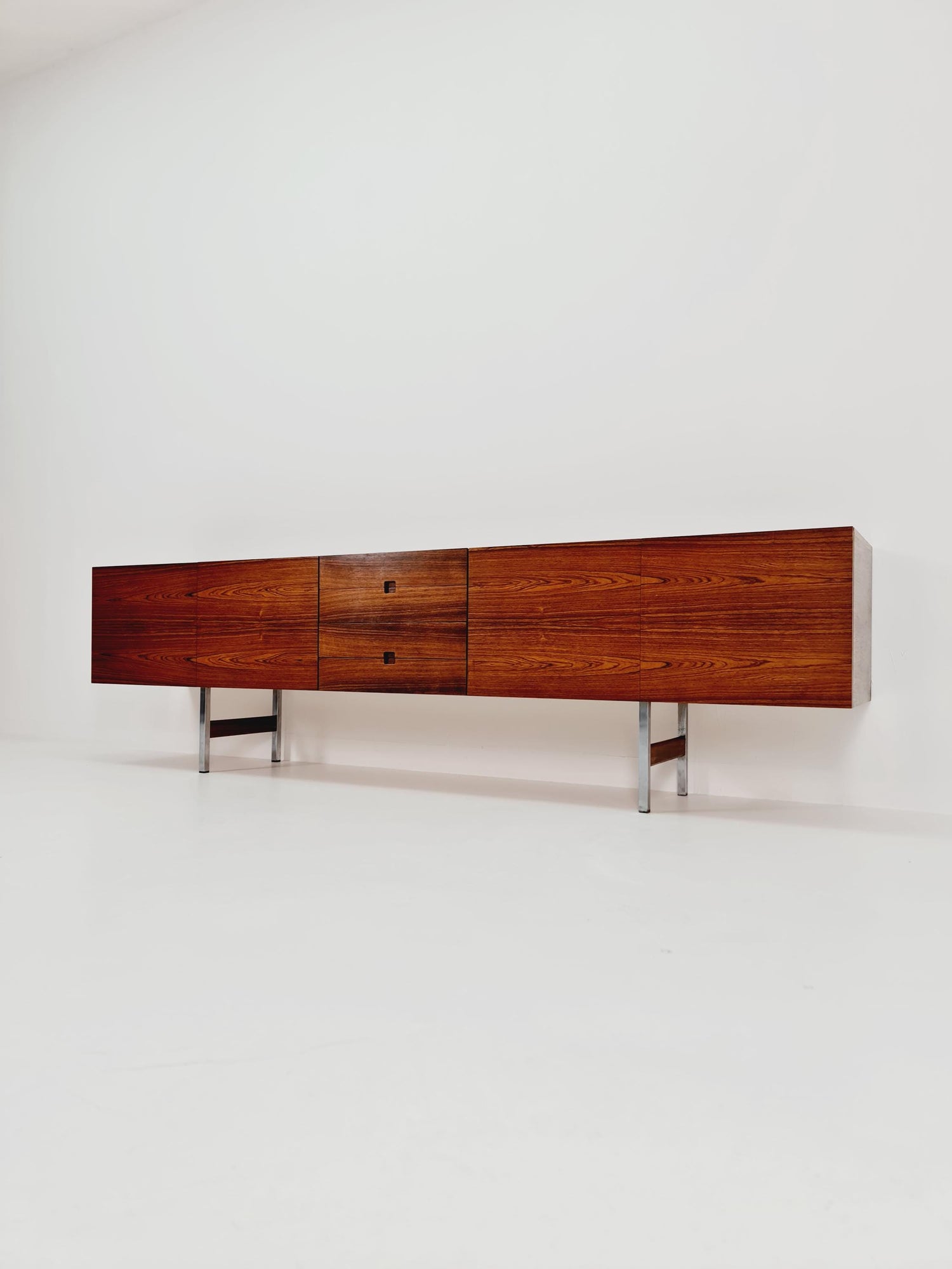 Super Rare Mid Century Modern Danish Sideboard Rose wood, 1960s