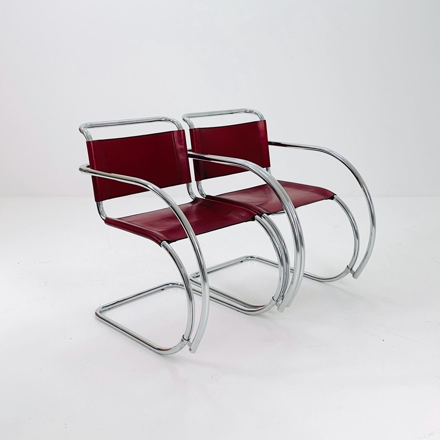 Set of 2 Mid century Cantilever Freischwinger MR20 Armchair by Ludwig Mies van der Rohe for Fasem Italy, 1980s