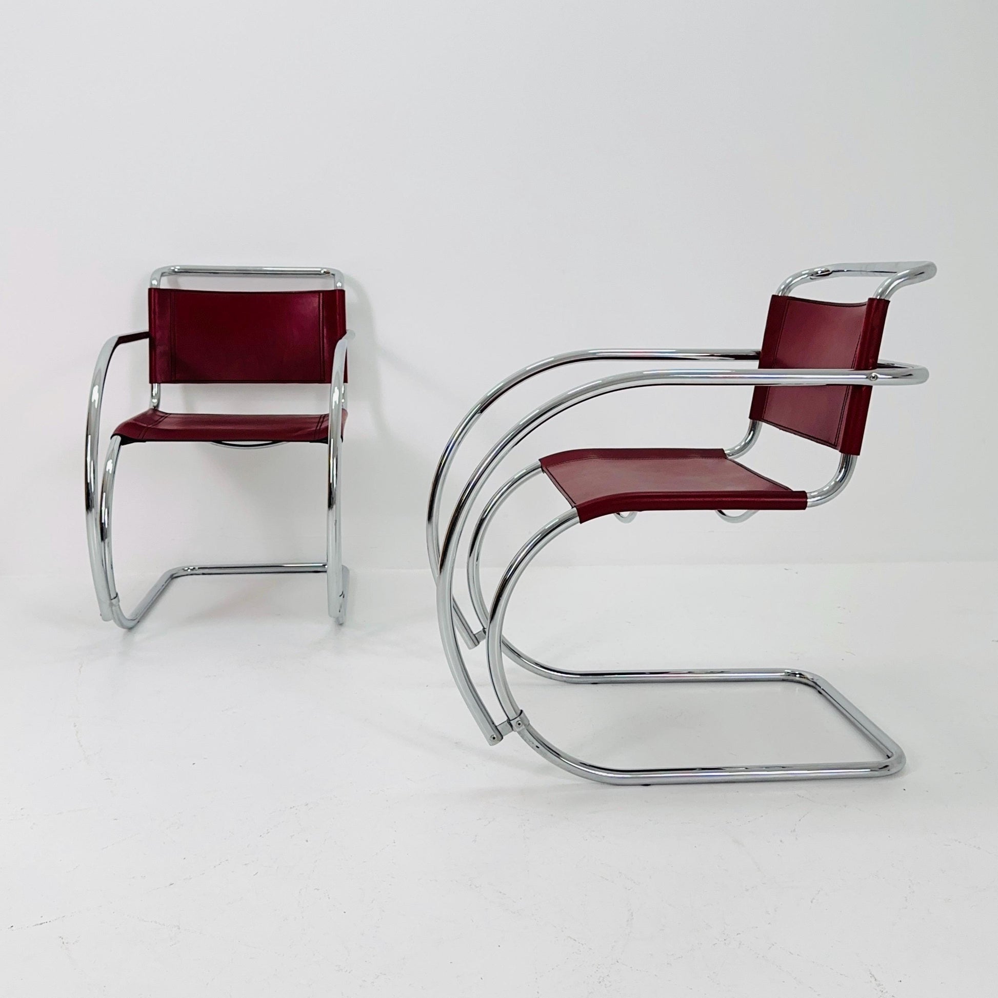 Set of 2 Mid century Cantilever Freischwinger MR20 Armchair by Ludwig Mies van der Rohe for Fasem Italy, 1980s