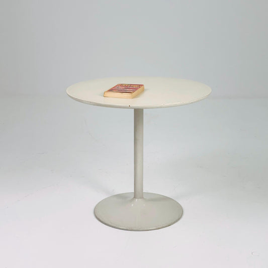 Mid century white round tulip side table by Opal Möbel Germany 1970s