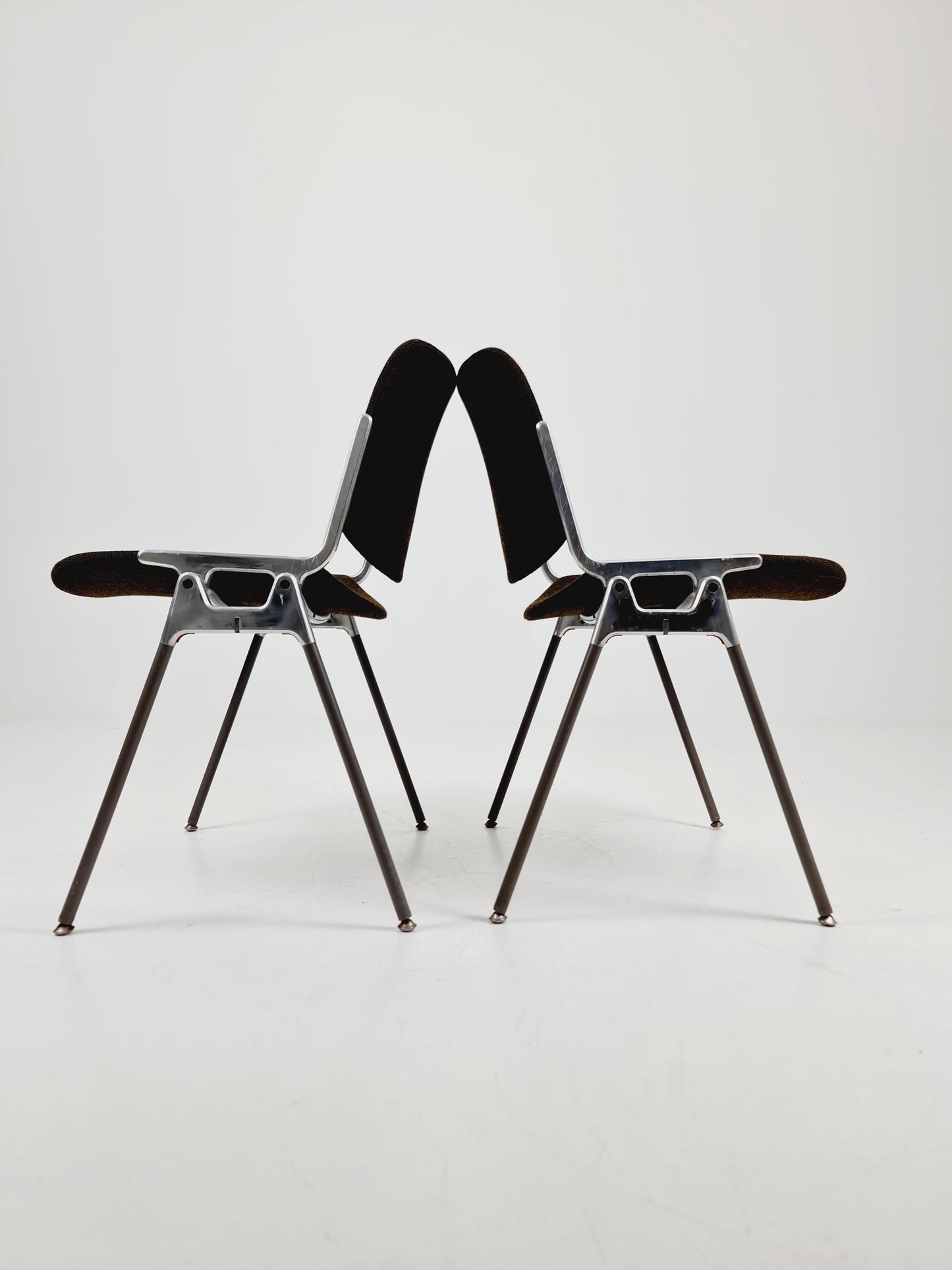 Set of 2 Italian Mid-Century Modern DSC Chairs by Giancarlo Piretti for Castelli / Anonima Castelli, 1970s