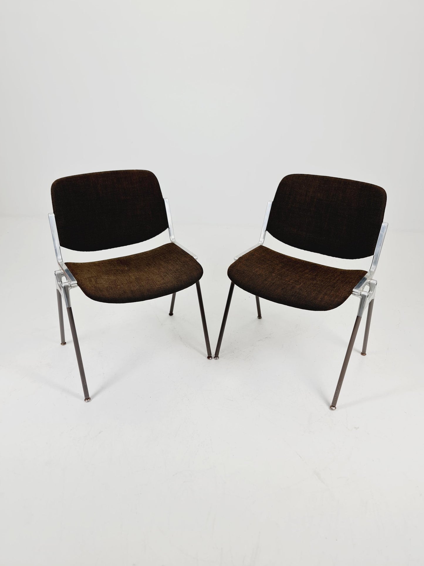 Set of 2 Italian Mid-Century Modern DSC Chairs by Giancarlo Piretti for Castelli / Anonima Castelli, 1970s