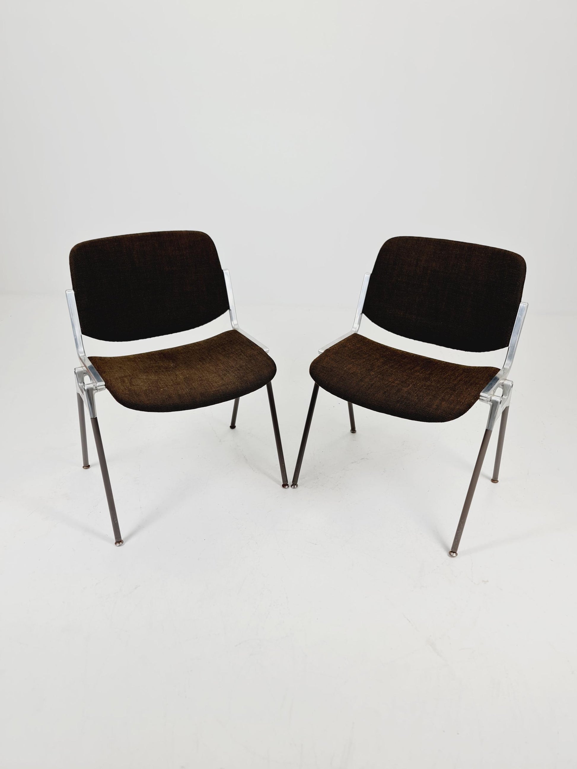 Set of 2 Italian Mid-Century Modern DSC Chairs by Giancarlo Piretti for Castelli / Anonima Castelli, 1970s
