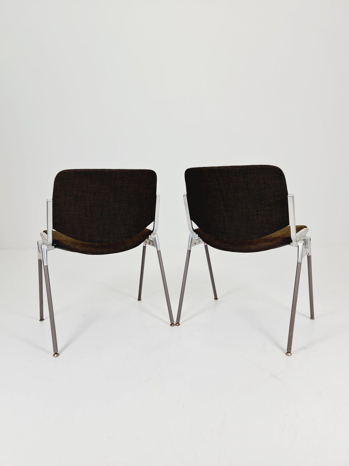 Set of 2 Italian Mid-Century Modern DSC Chairs by Giancarlo Piretti for Castelli / Anonima Castelli, 1970s
