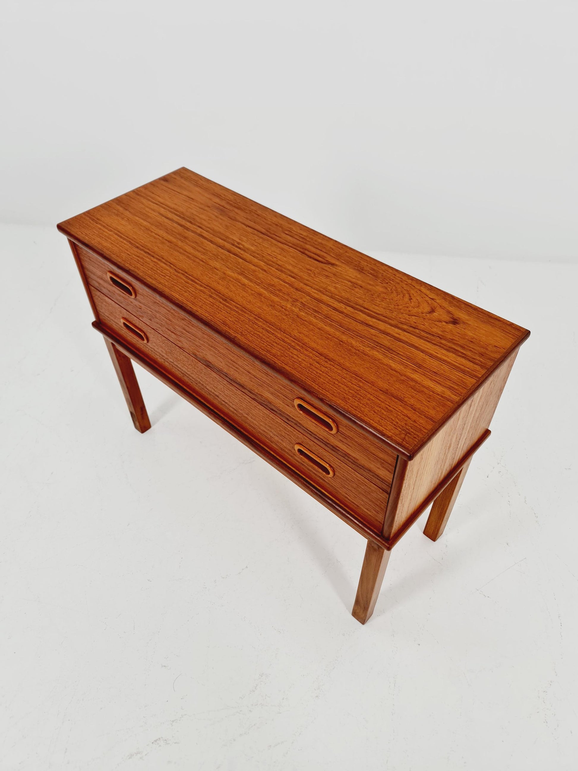 Midcentury danish design chest of drawers / drawer dresser /2 drawers cabinet, 1960s