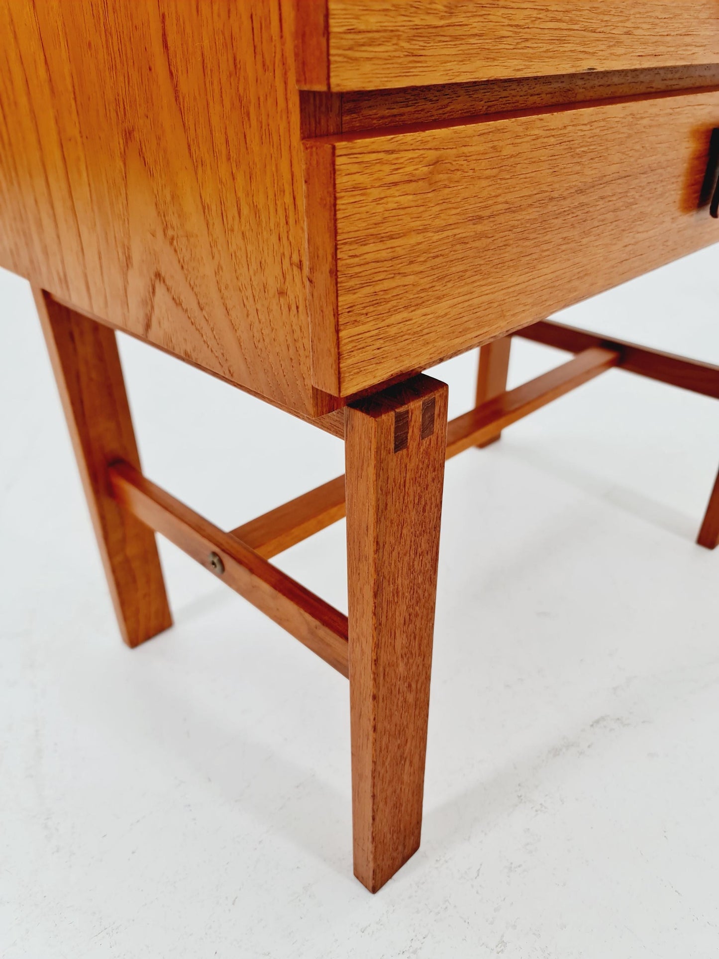 Midcentury Swedish teak Side table/ Bedside table By AB Nybrofabriken model Chamant 1960s