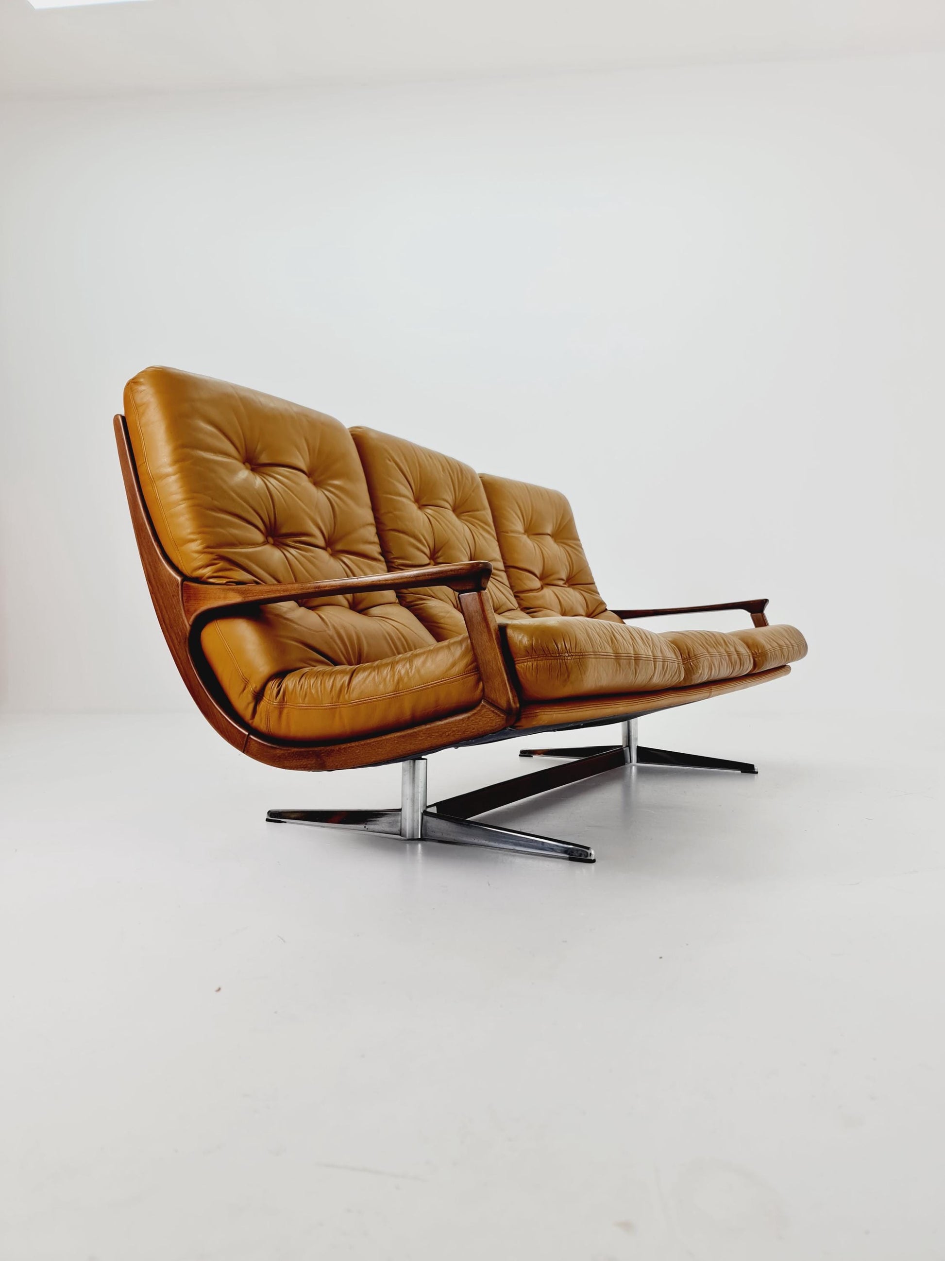Rare Mid-century Rare German walnut & Leather lounge sofa 3 -Seater ,By Eugen Schmidt for soloform 1960s