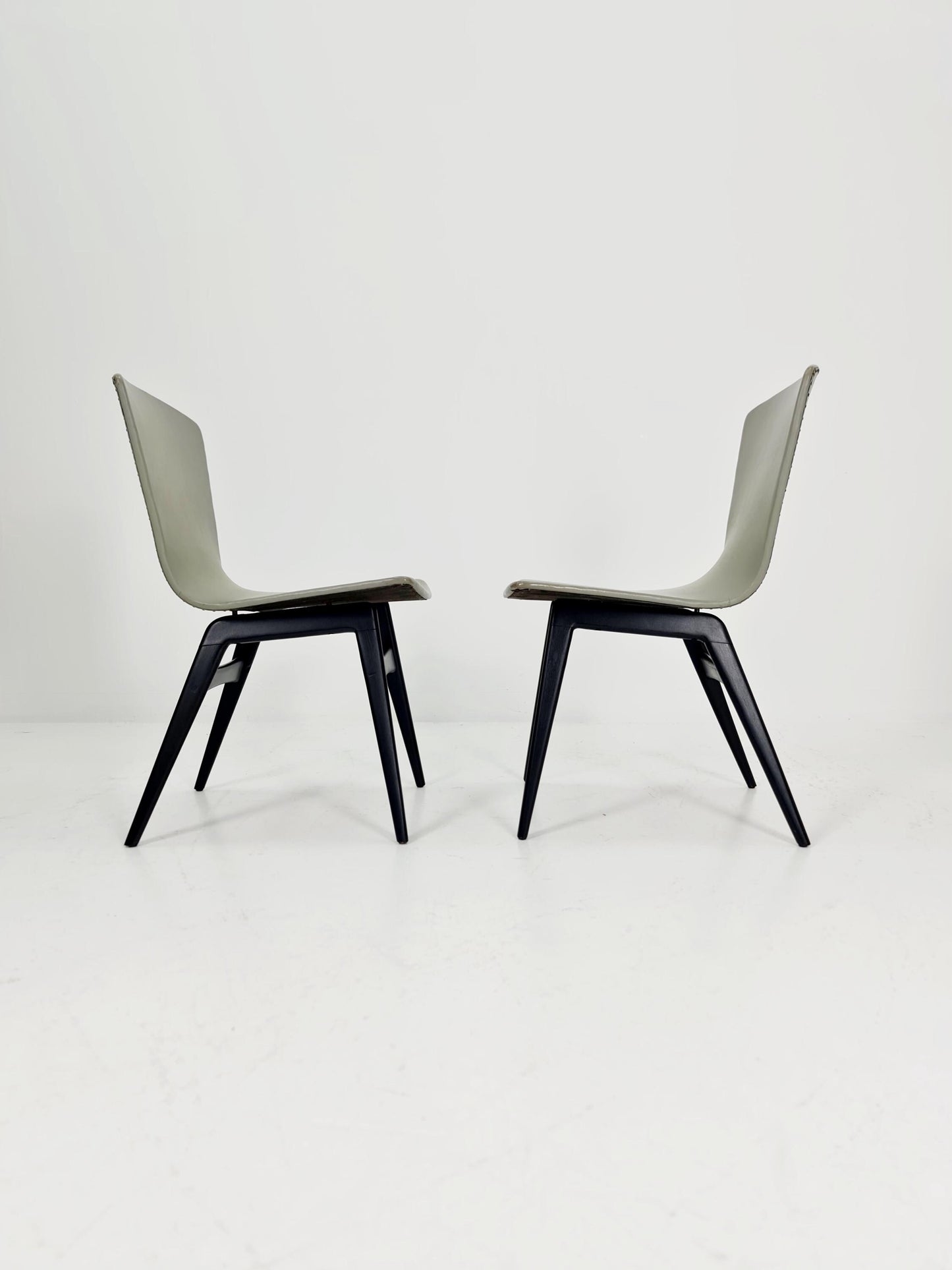 German tub chairs 667 By Eddie Harlis for Thonet , 1960s, set of 2