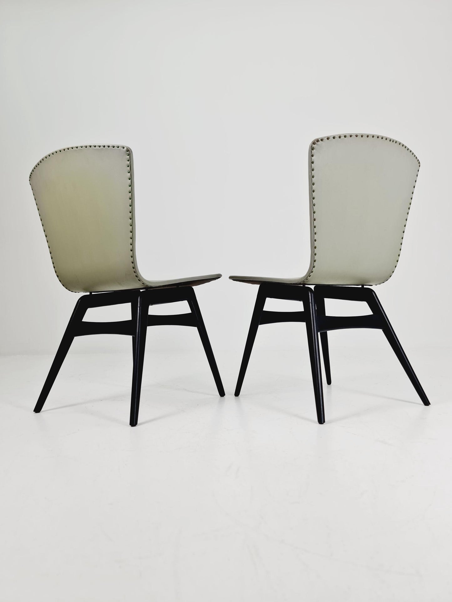German tub chairs 667 By Eddie Harlis for Thonet , 1960s, set of 2