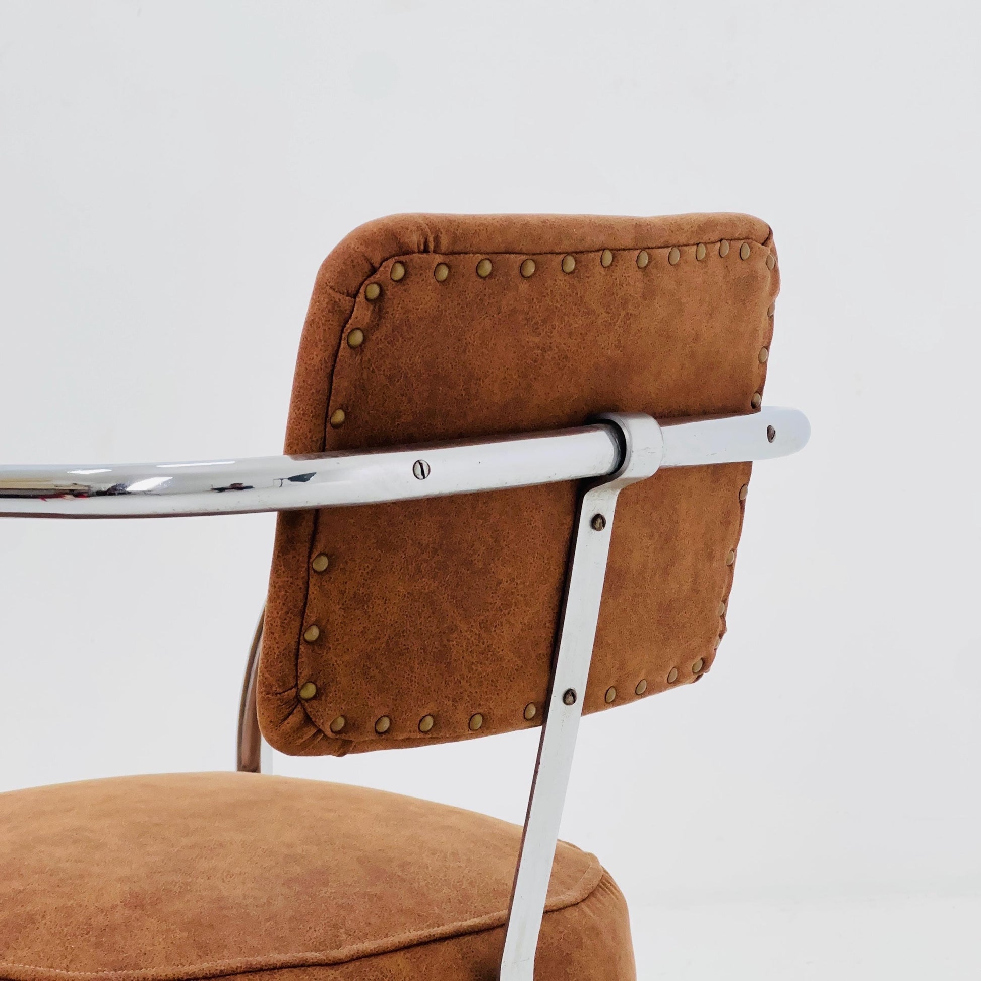 Mid-Century Bauhaus Cantilever Chair by Royal Chrome, Cognac by Manner of Hoffmann & KEM Weber USA 1950s