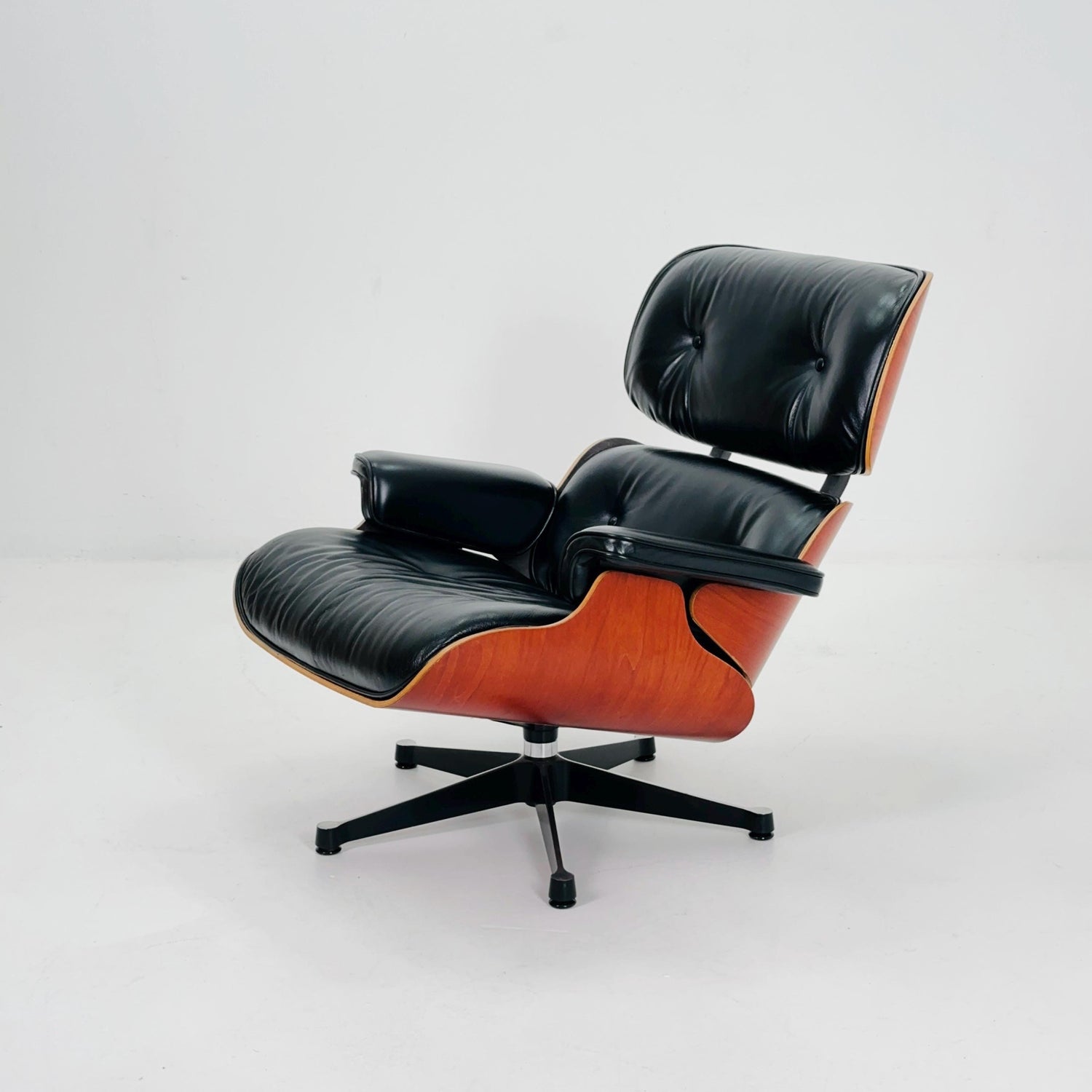 Classic Charles & Ray Eames M13 Black leather Lounge Chair by Vitra 2005