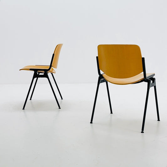 1 of 2 Mid century Stacking chair by Giancarlo Piretti for Anomima Castelli ,Italy 1960s