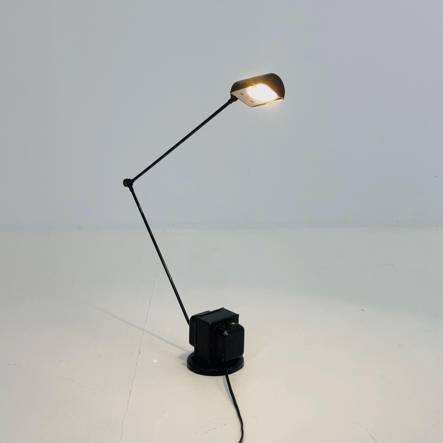 Mid century Daphine black Table Lamp by Tommaso Cimini for Lumina – Italy, 1980s