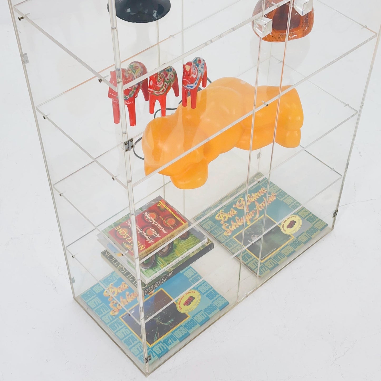Mid Century Space Age Cabinet Vitrine | Italian Design 1980s | Plexiglass Shelves | Double-Sided Doors