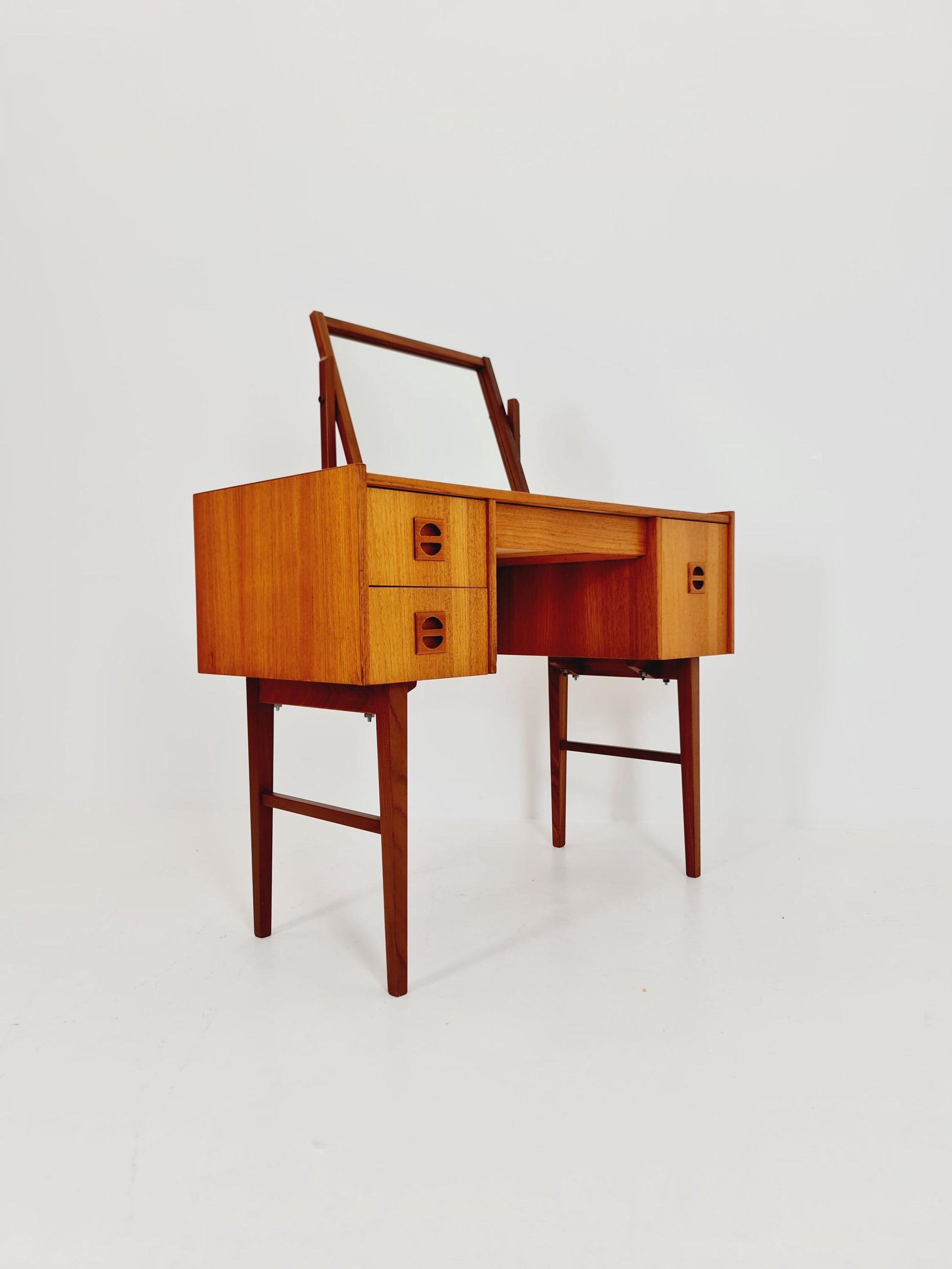 Mid Century Modern Danish Teak vanity table/ make up table by Ateljé glas och trä, Hovmantorp, 1960s