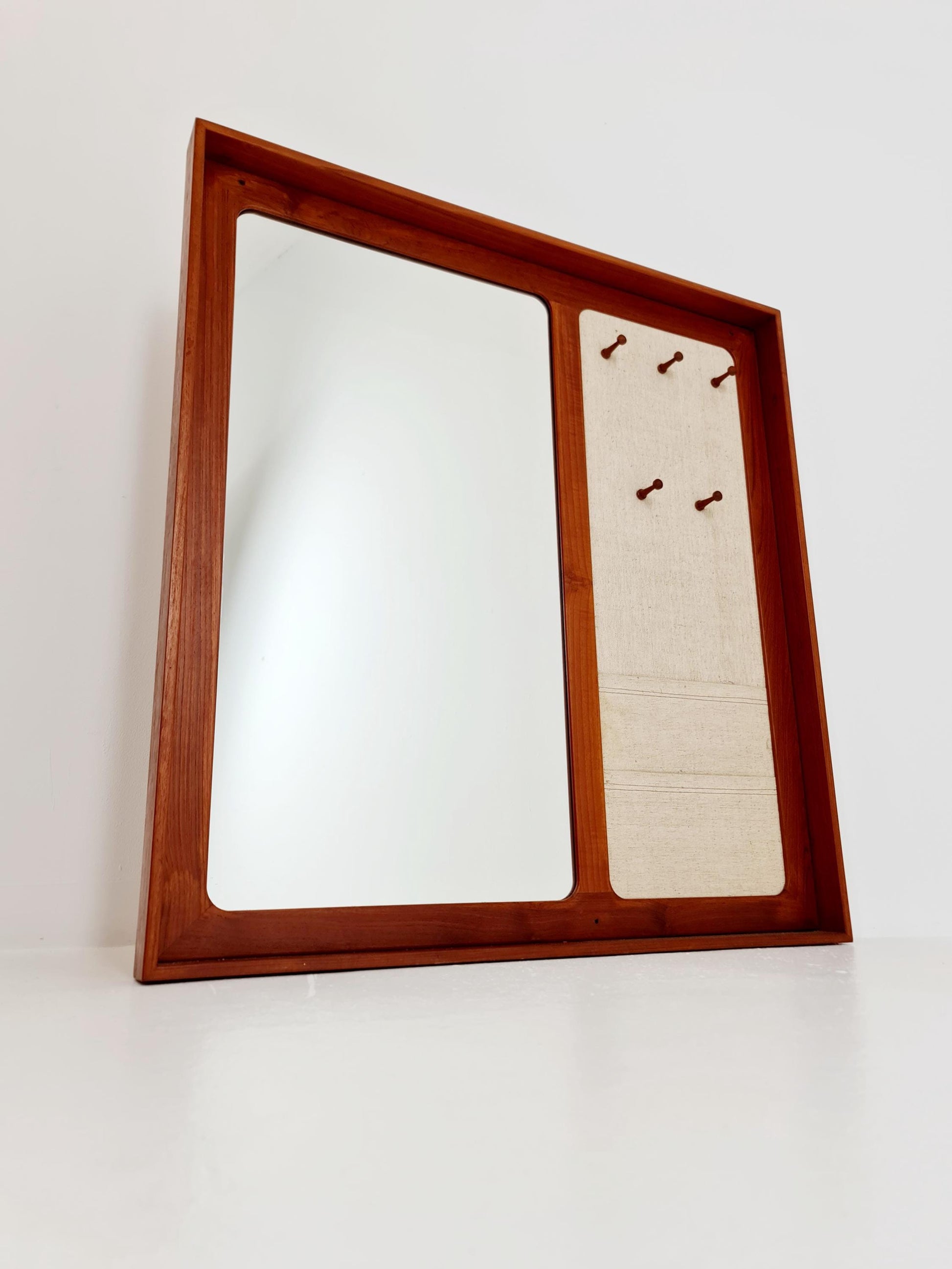 Teak Danish mid-century Modern wall-mounted / Wardrobe mirror By Aksel Kjersgaard , NR 600 , 1960s