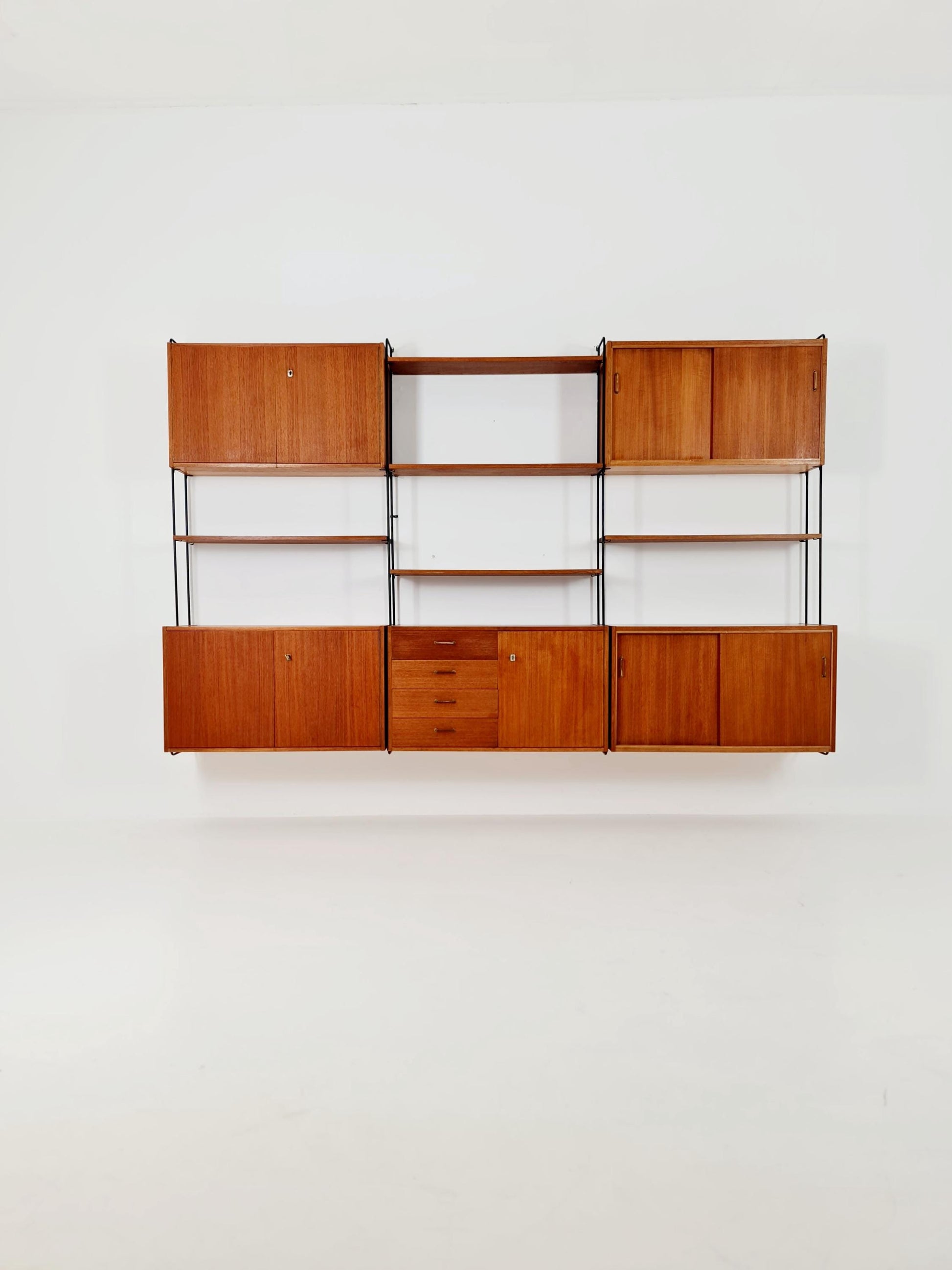 Mid century Teak shelving unit by Hilker for Omnia, Germany 1960s