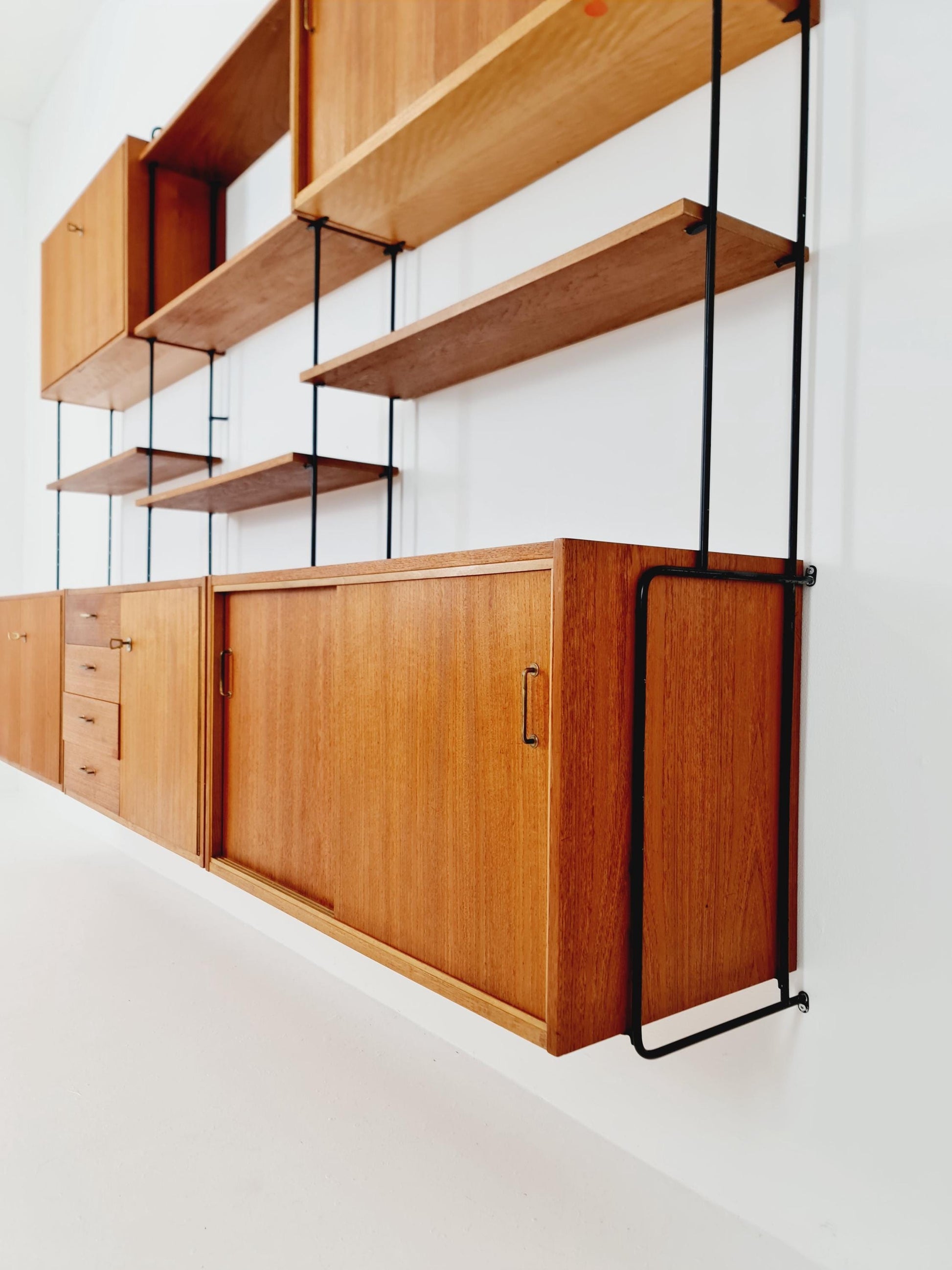 Mid century Teak shelving unit by Hilker for Omnia, Germany 1960s