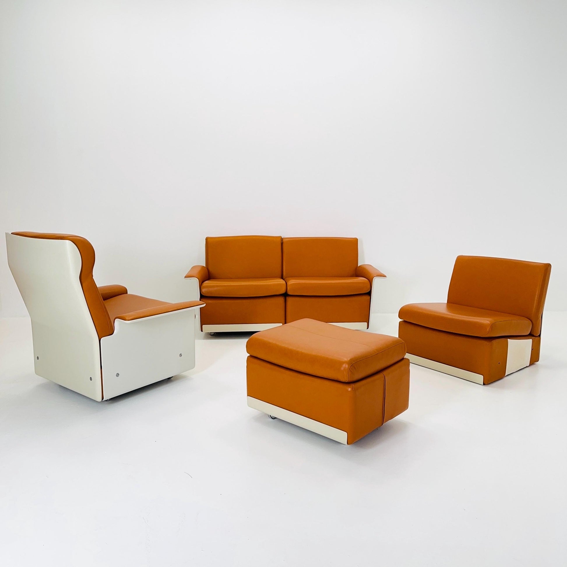 Mid-century modern cognac leather sofa set RZ62 by Dieter Rams for Vitsoe, 1960s Germany